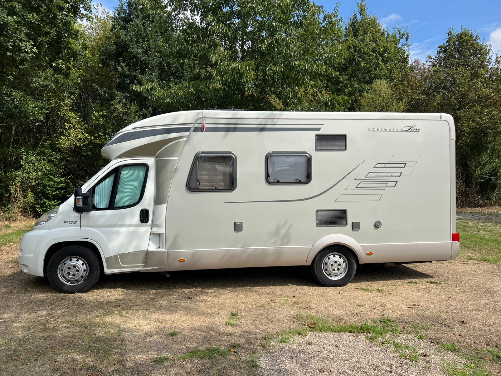 Hymer T 614 CL Exclusive Line 2x2 kleur champagne, Ringverwarming, Fiat, Airbags, Particulier
