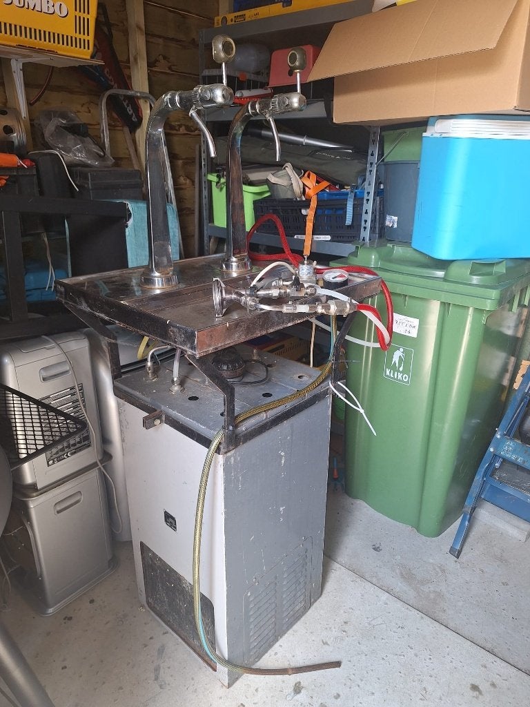 Te koop complete water gekoelde Biertap met dubbele tapkraan, Ophalen, Gebruikt, Overige merken