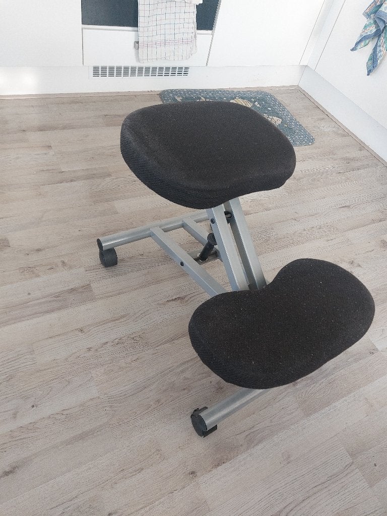 kniestoel - kneechair, Ophalen, Gebruikt, Zwart, Bureaustoel