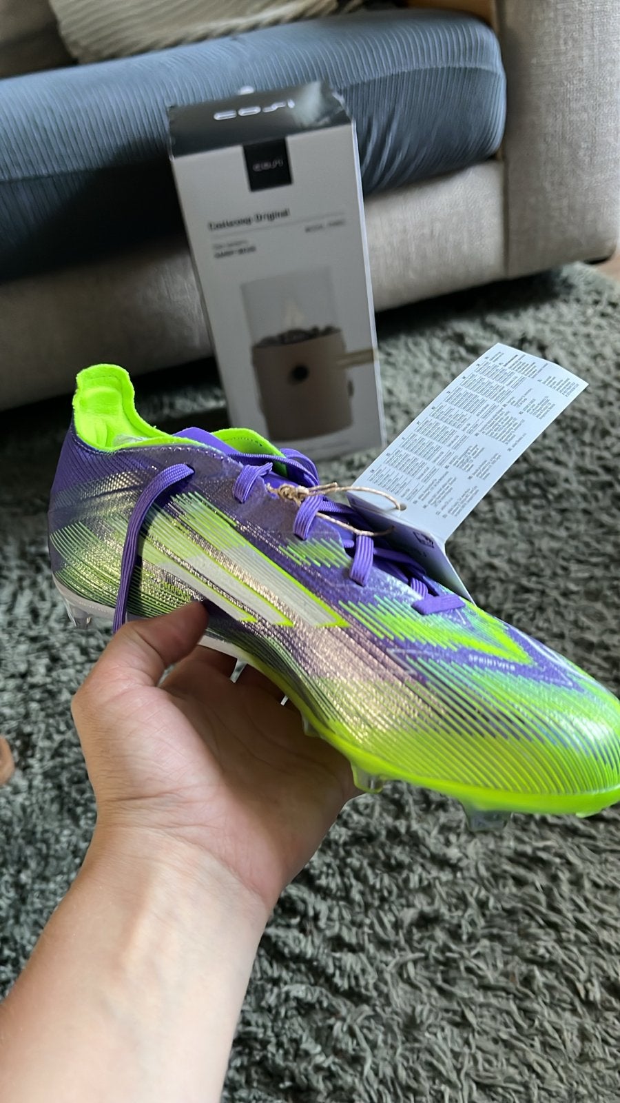 Nieuwe Adidas F50 Voetbalschoenen - Paars/Groen, Maat XS of kleiner, Schoenen, Nieuw, Ophalen of Verzenden