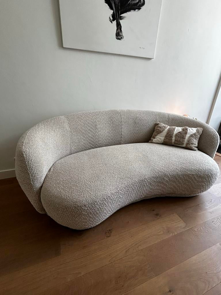 Curve Bouclé Lichtbeige 2-zits Bank, Huis en Inrichting, Banken | Bankstellen, Ophalen, 150 tot 200 cm, Tweepersoons, 75 tot 100 cm