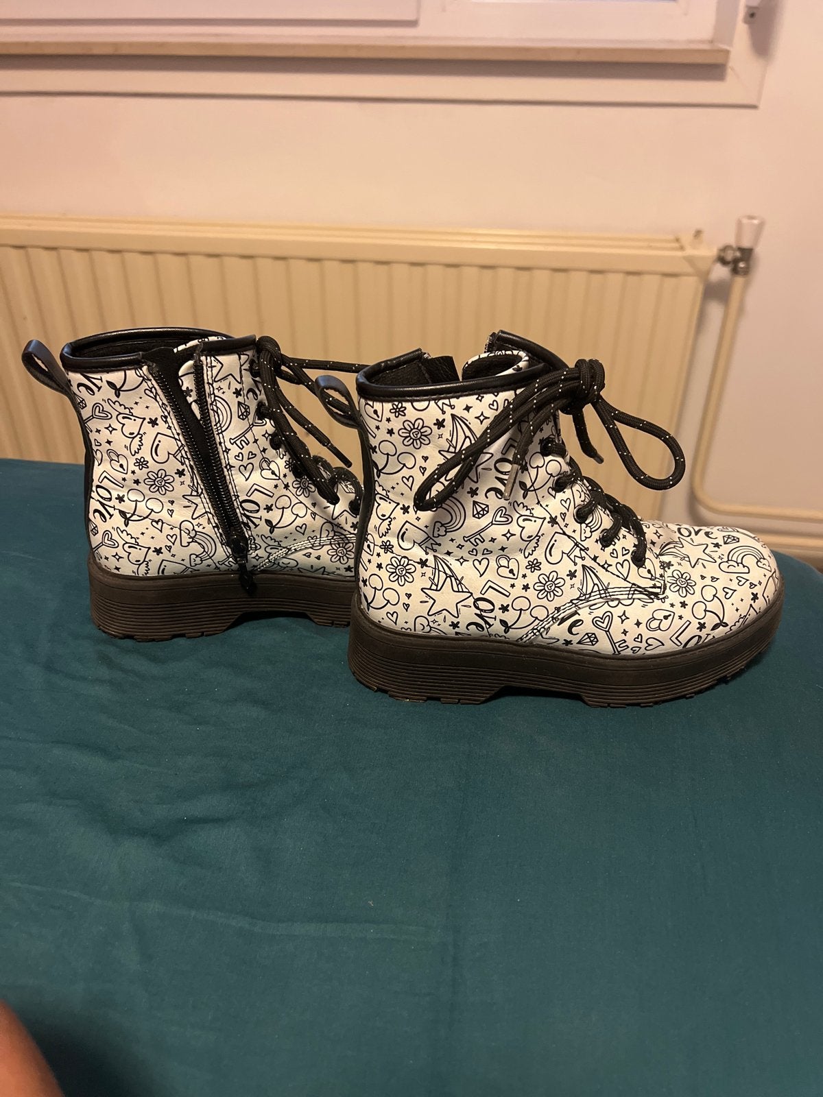 Skechers kinderlaarzen met print, maat 32, Ophalen, Gebruikt, Jongen of Meisje, Laarzen