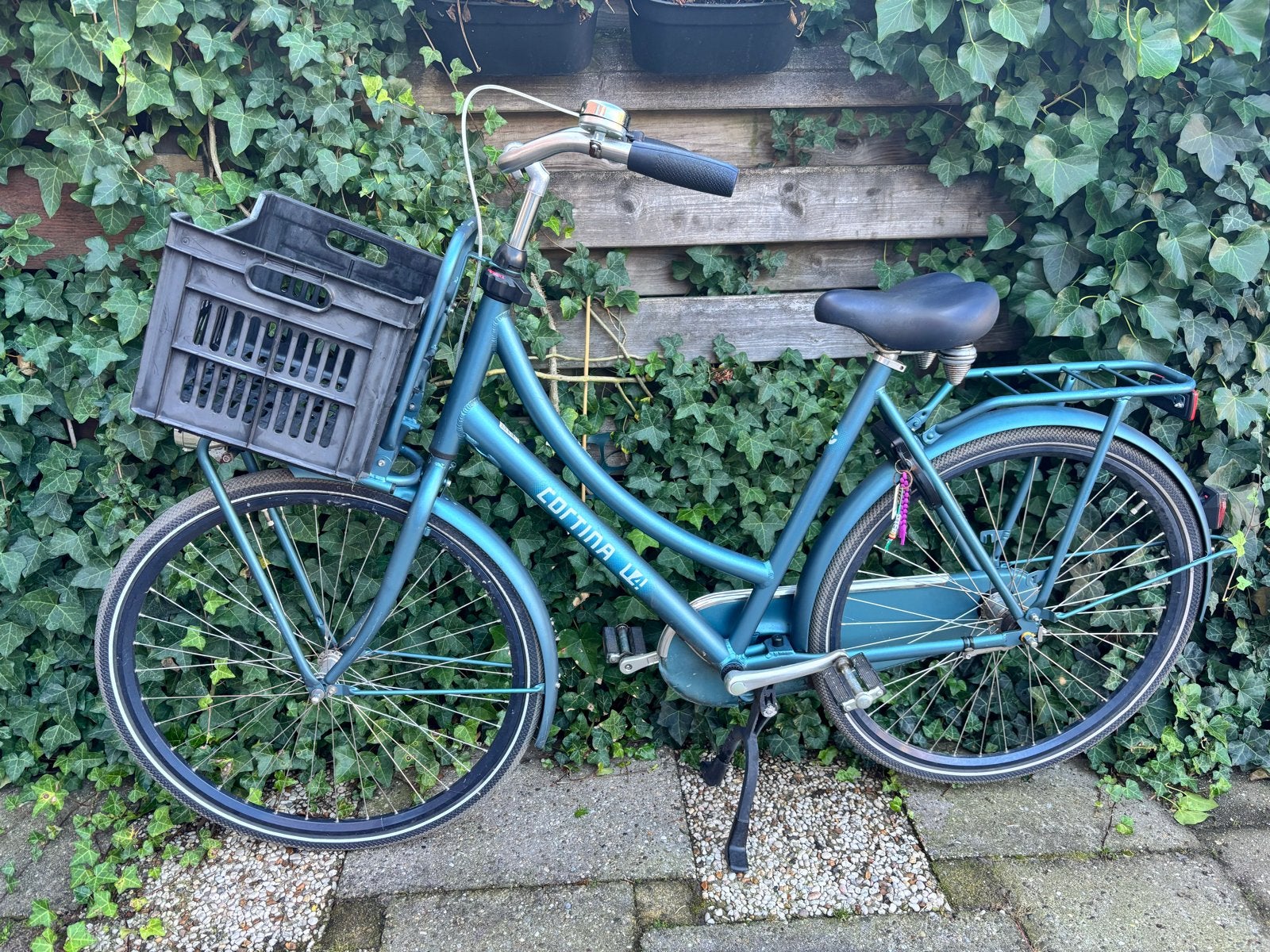 Cortina U4 Damesfiets met 3 versnellingen en voordrager, Terugtraprem, Gebruikt, Versnellingen, 56 cm of meer