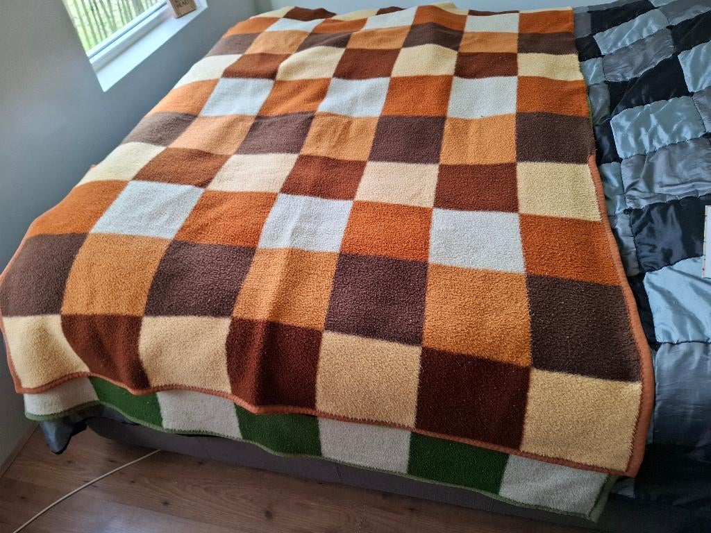 Bruin geblokte deken, Ophalen, Gebruikt, 100 cm of meer, Deken