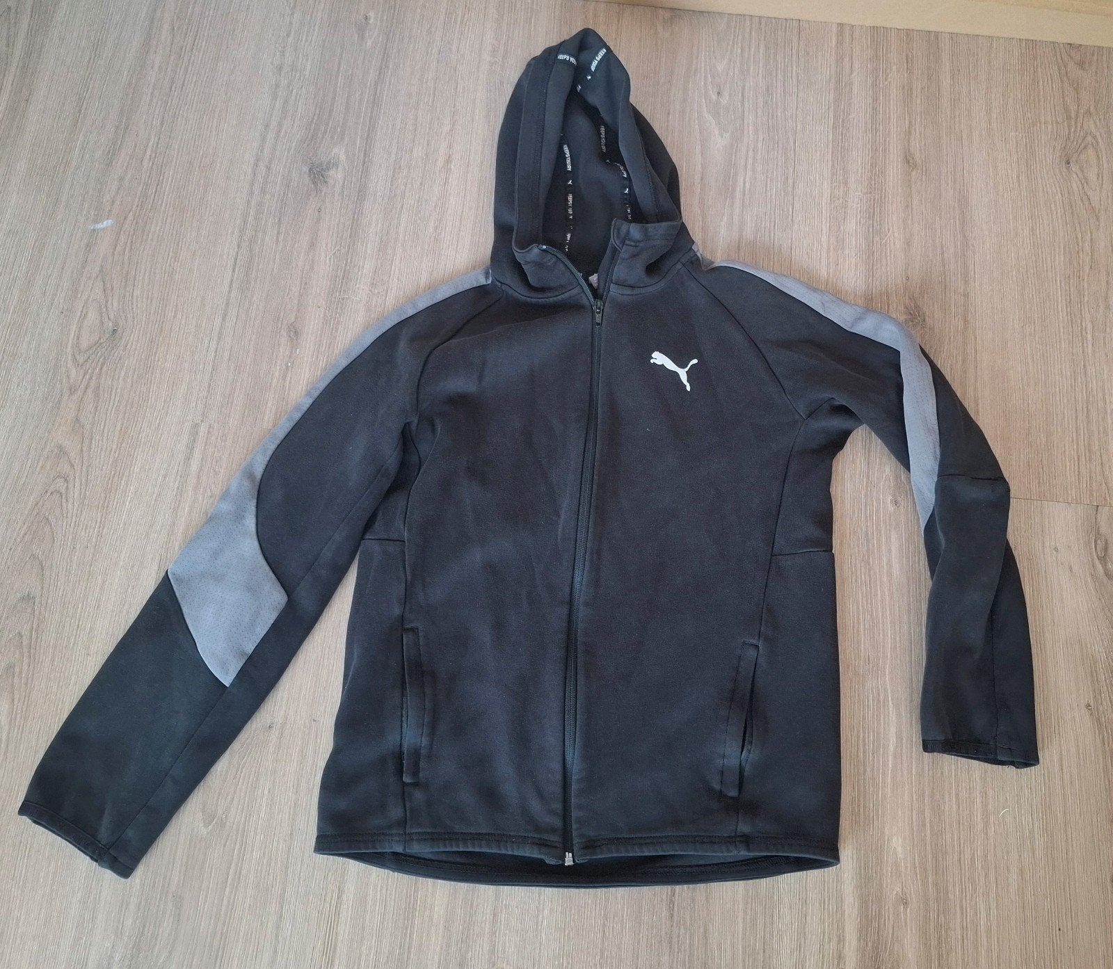 Puma Hoodie Zwart - Maat XL (15-16 jaar) 176, Kinderen en Baby's, Kinderkleding | Maat 176, Gebruikt, Jongen of Meisje, Trui of Vest