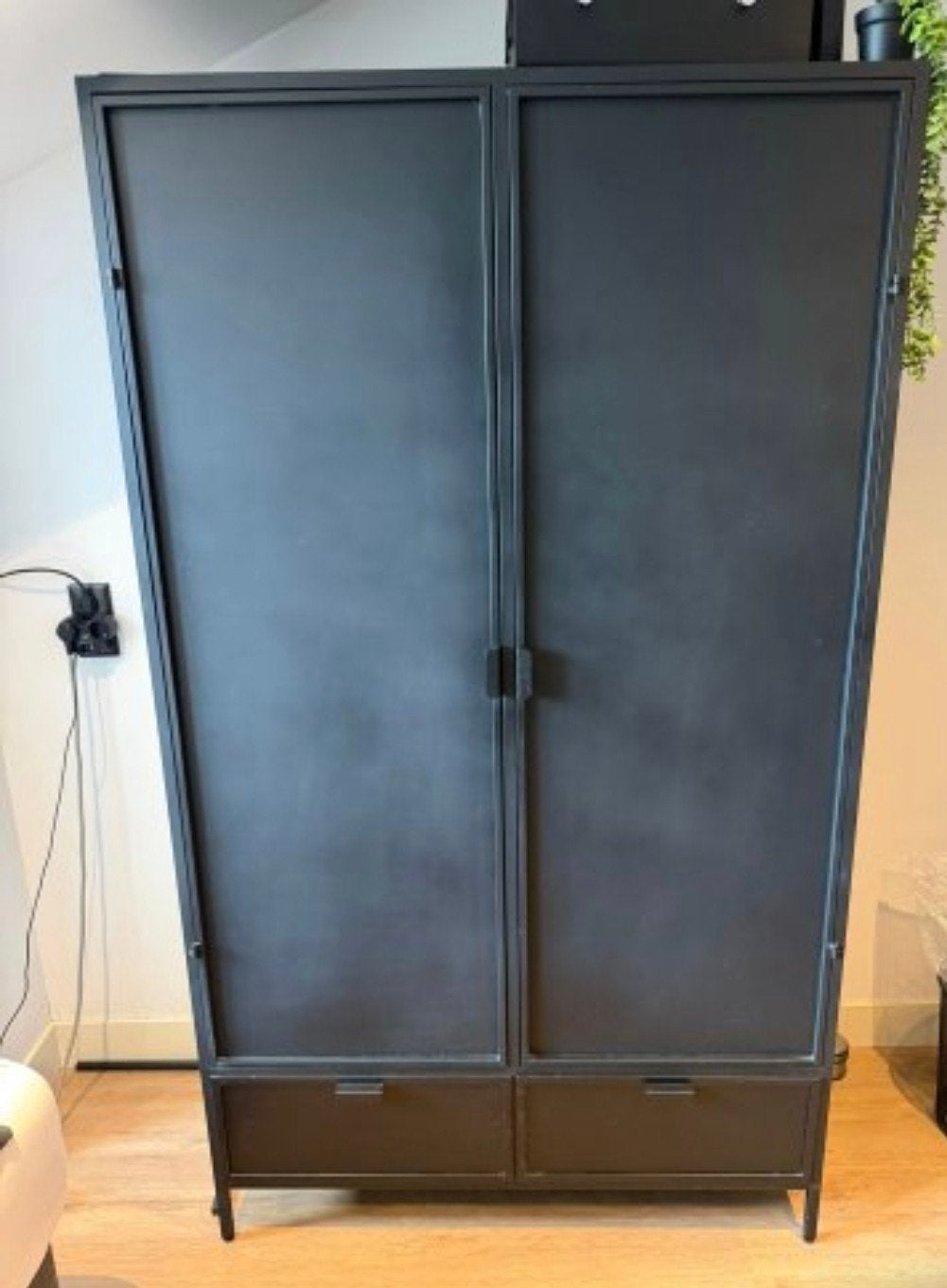 Kledingkast industriële look, Huis en Inrichting, Kasten | Kledingkasten, Ophalen, 100 tot 150 cm, Zo goed als nieuw, 150 tot 200 cm