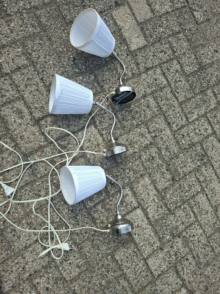 3 wandlampjes met witte kapjes, Ophalen of Verzenden, Gebruikt