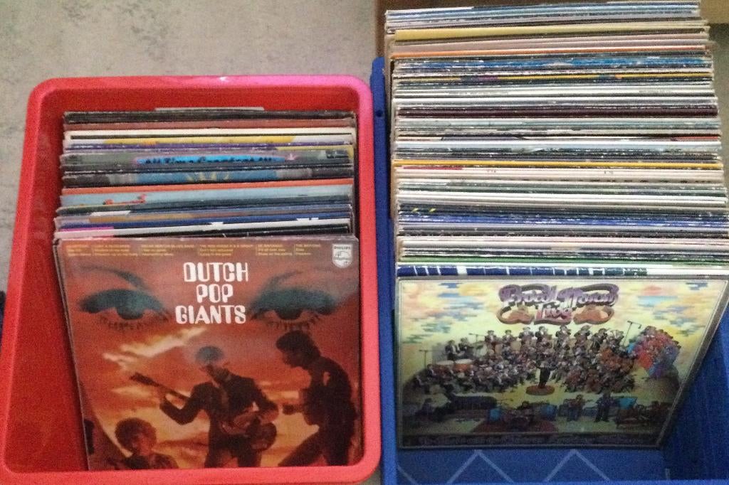 2 bakken met LP's  ( > 100 st ), Ophalen, Gebruikt, 1980 - 1989, Pop