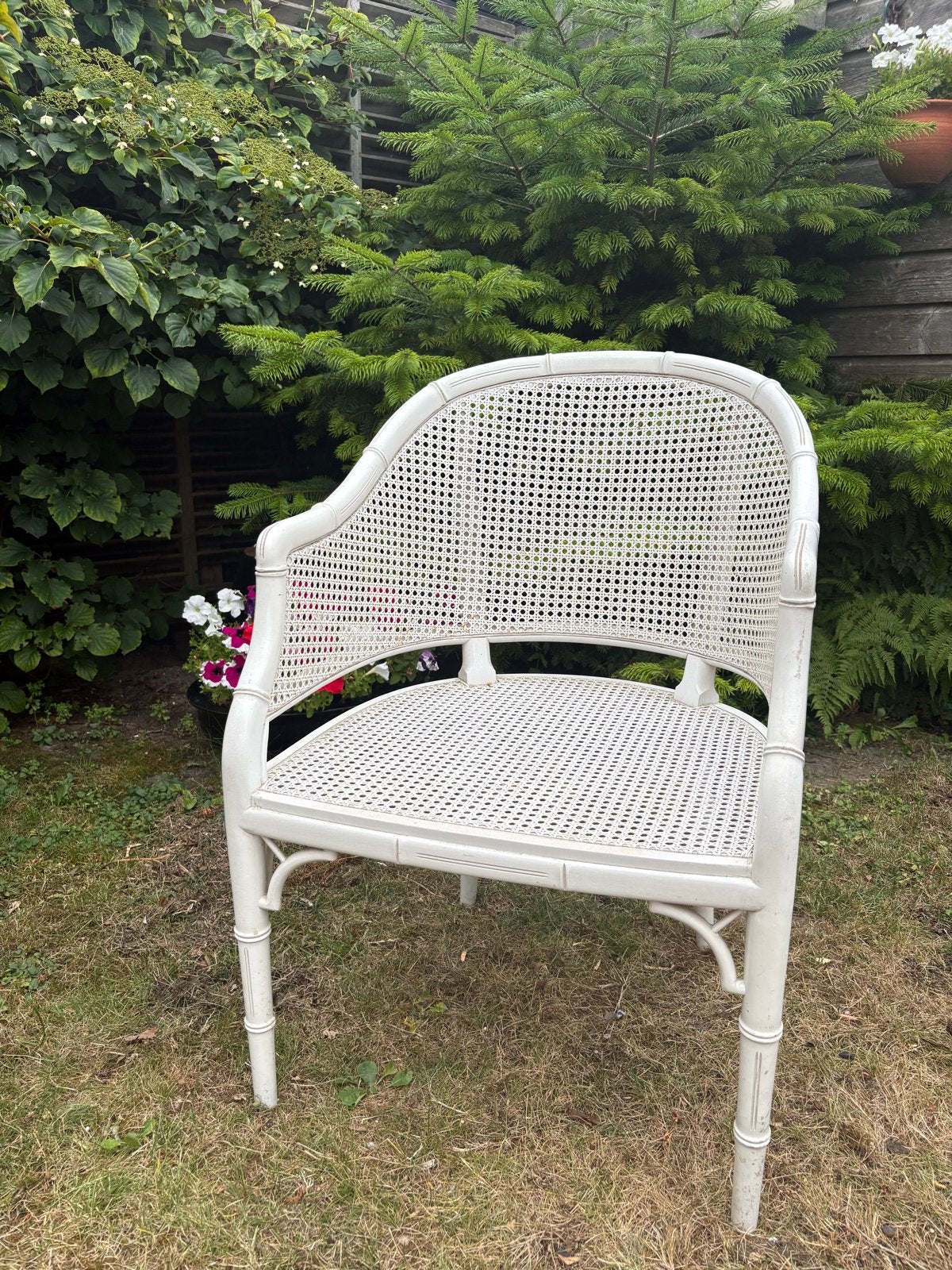 Vintage rotan stoel met bamboe-look en webbing, Ophalen