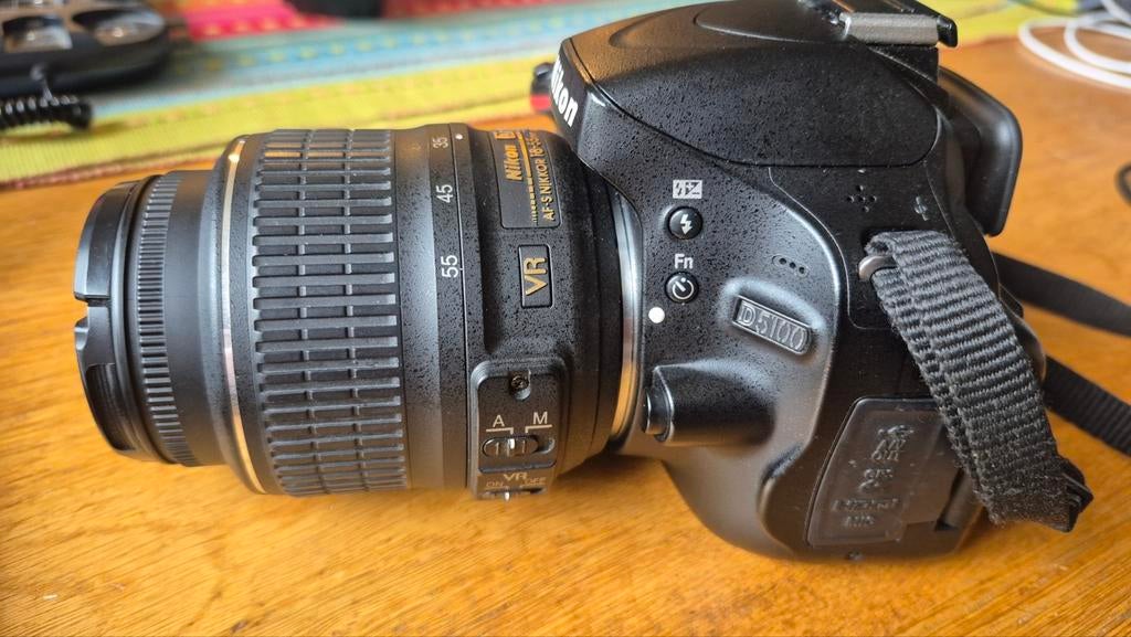 nikon d5100 camera met flitser en 2 lenzen, Ophalen, Spiegelreflex, Zo goed als nieuw, Nikon