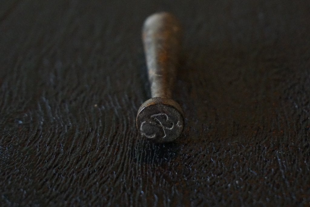 bodemvondsten zegelstempels, Ophalen of Verzenden, Brons