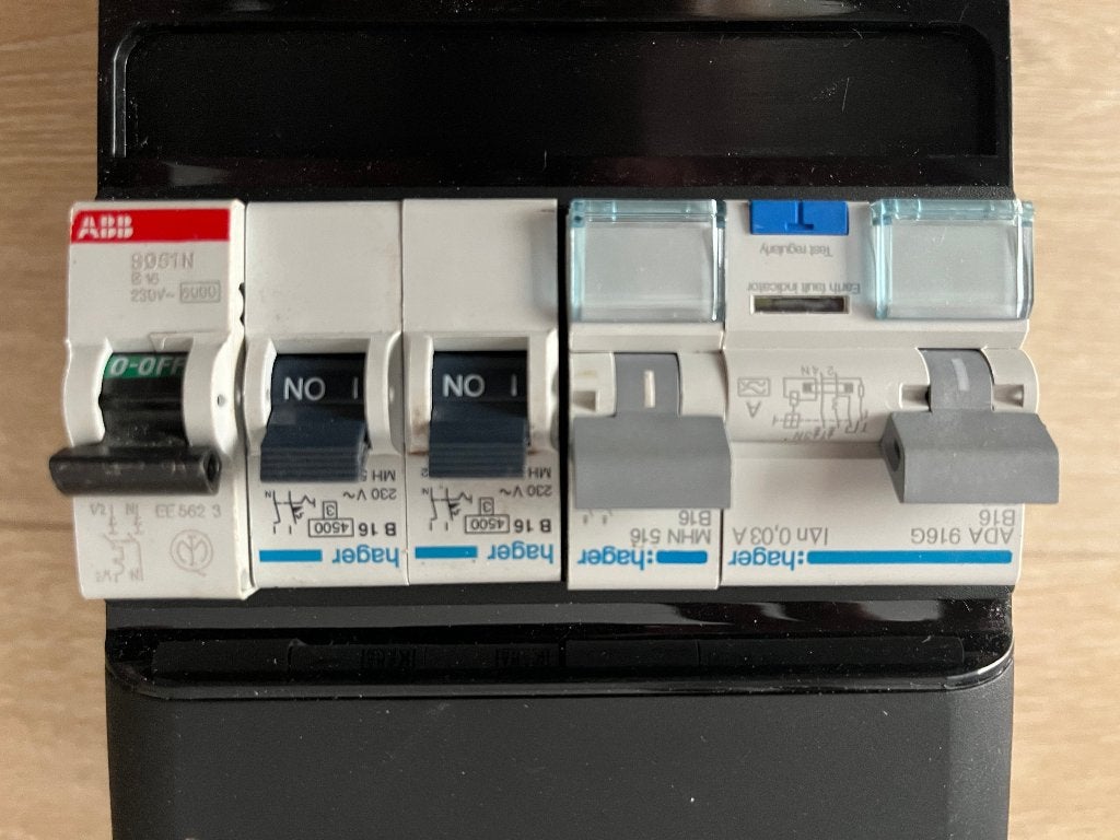 Nieuwe Eaton groepenkast + aardlekautomaat + 4 B16 automaat, Ophalen, Nieuw, Eaton, Groepenkast