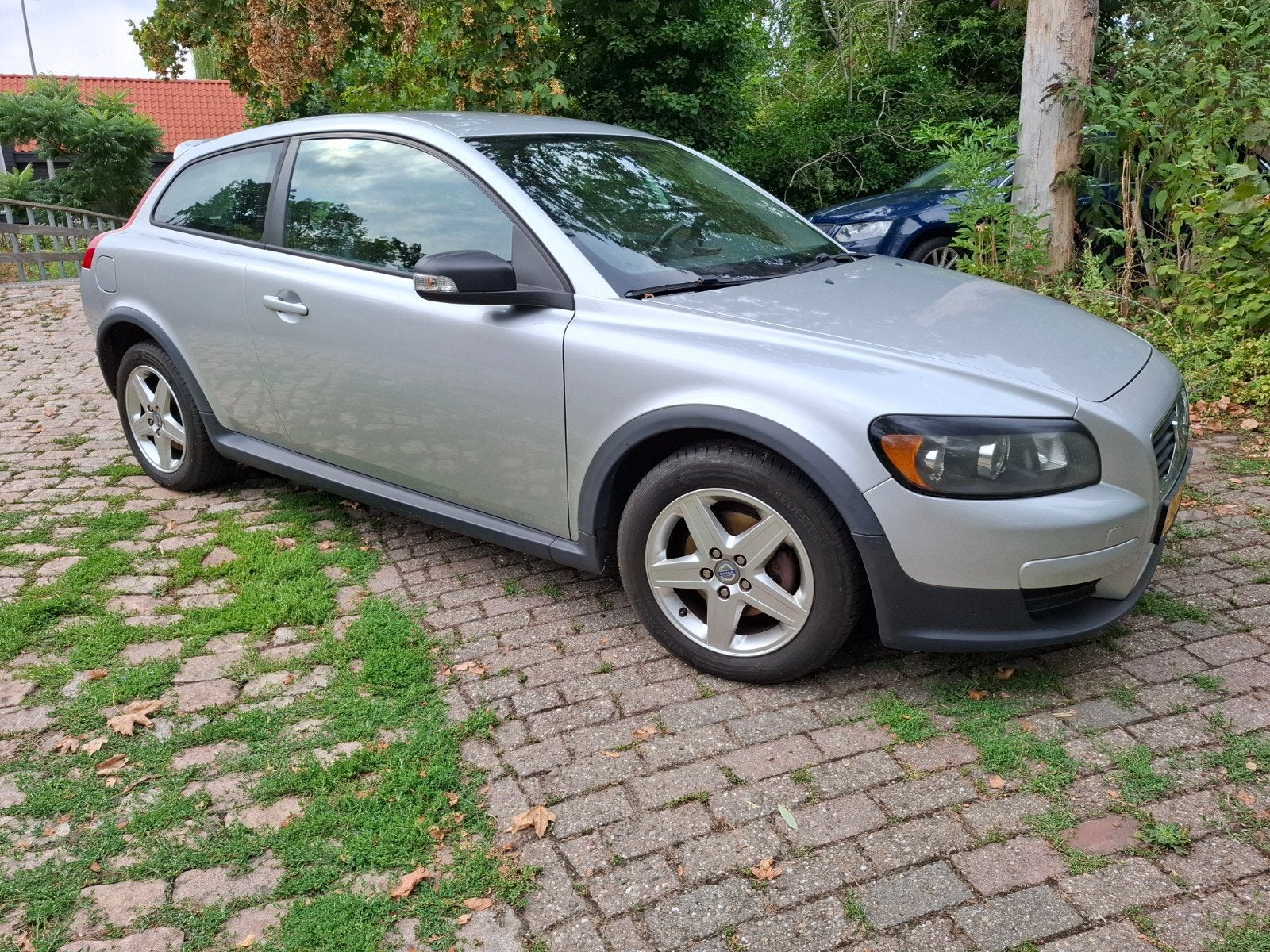 Volvo C30 1.6 2008 Grijs - Nw APK - 238.000 km - nette auto!, Voorwielaandrijving, 1596 cc, Zwart, 4 cilinders