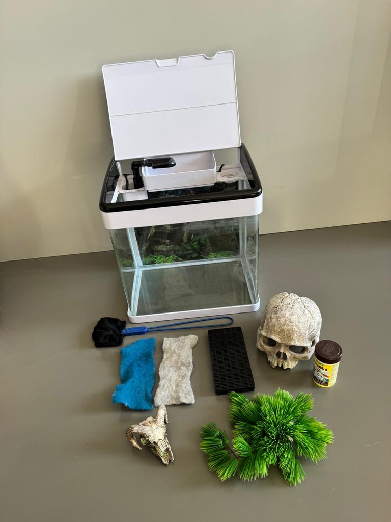 Aquarium Superfish met toebehoren, Ophalen of Verzenden, Zo goed als nieuw, Leeg aquarium