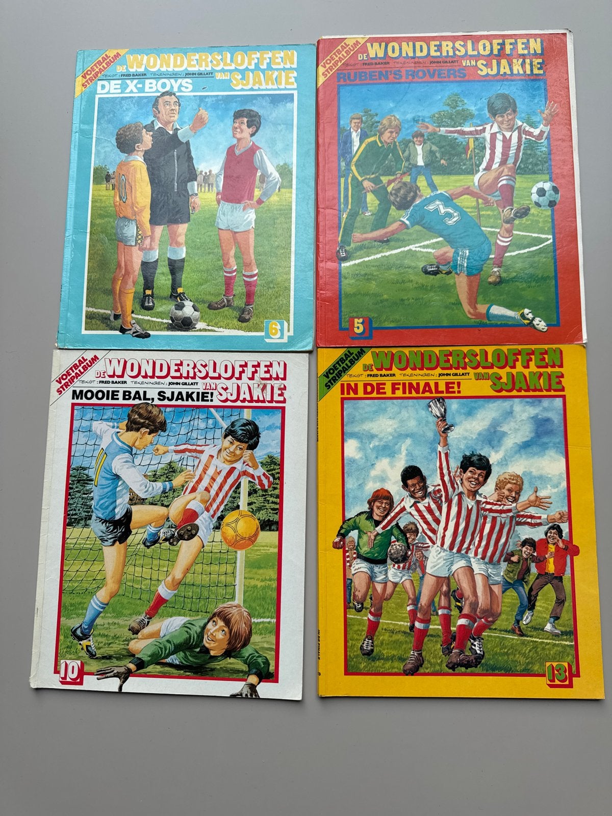 De Wondersloffen van Sjakie - Voetbal Stripalbums (4 stuks), Boeken, Meerdere stripboeken, Ophalen of Verzenden, Gelezen