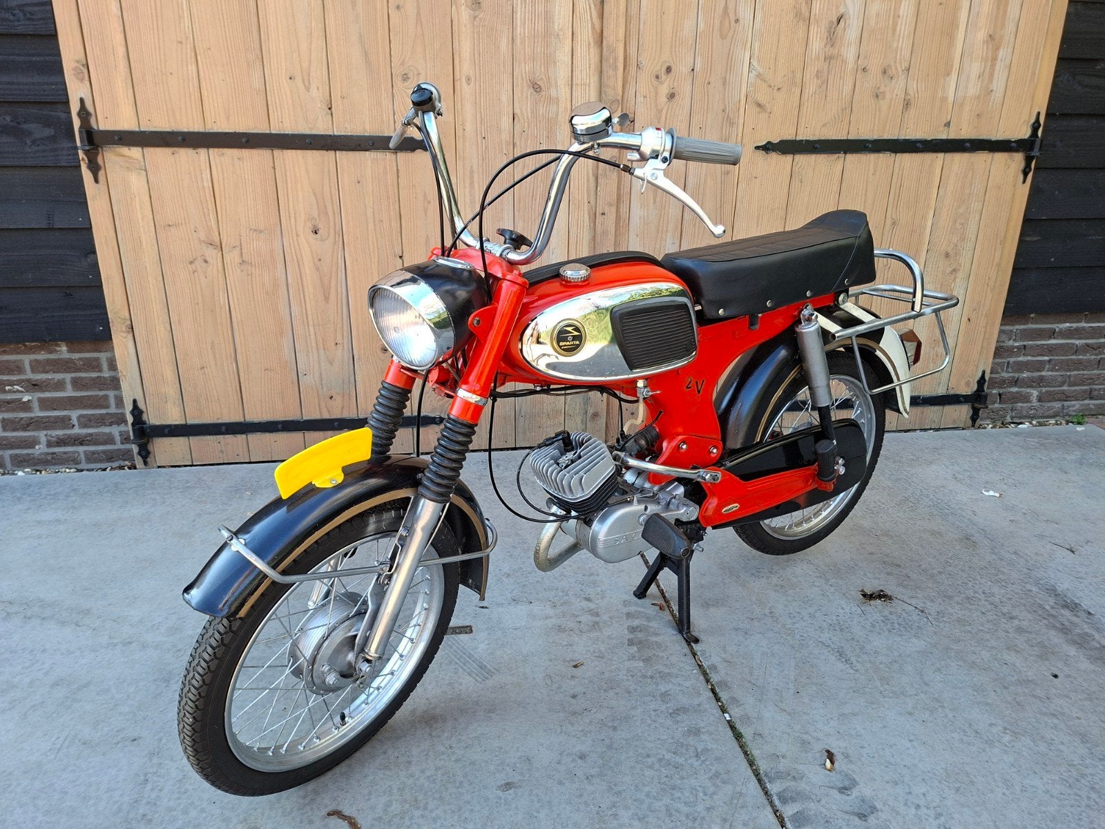 Sparta sport 2v brommer klasiek, Fietsen en Brommers, Brommers | Oldtimers, Ophalen, Sparta