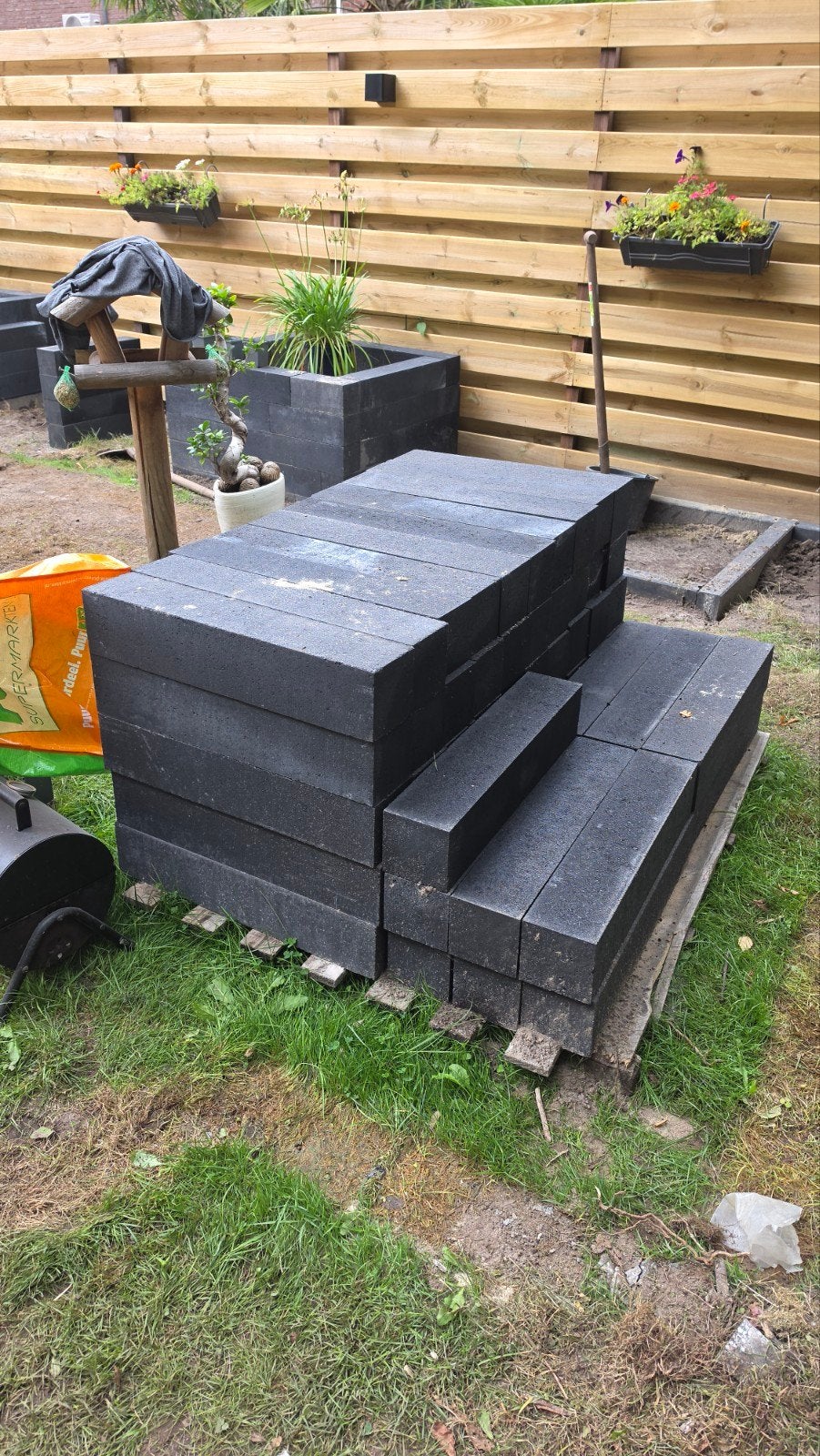 50 ongebruikte linea stapelblokken 12x12x60 cm, Ophalen, Nieuw, Split