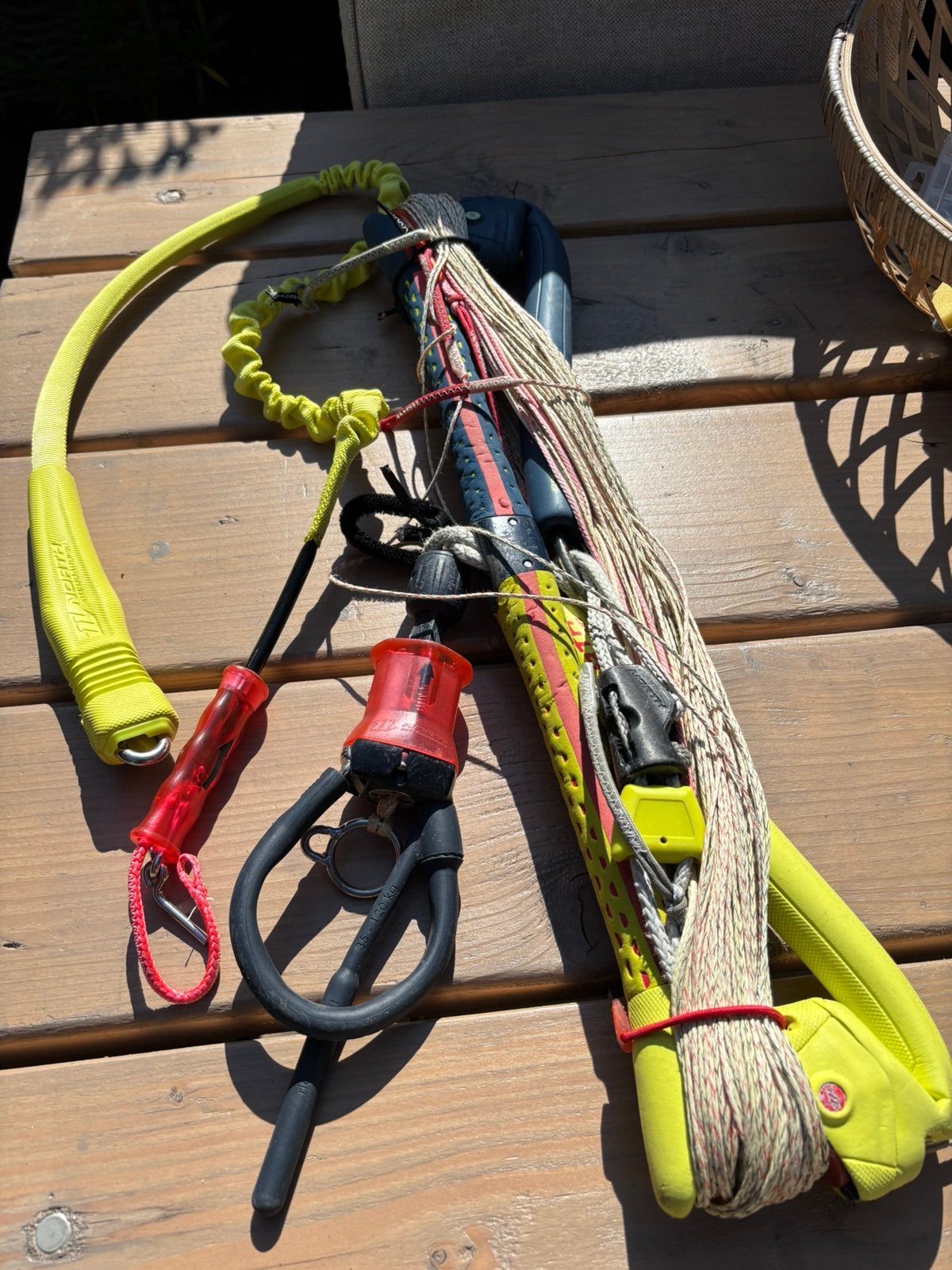 Duotone north bar met 4 lijnen met leash, Geen board, Ophalen of Verzenden, Gebruikt, 9 m²