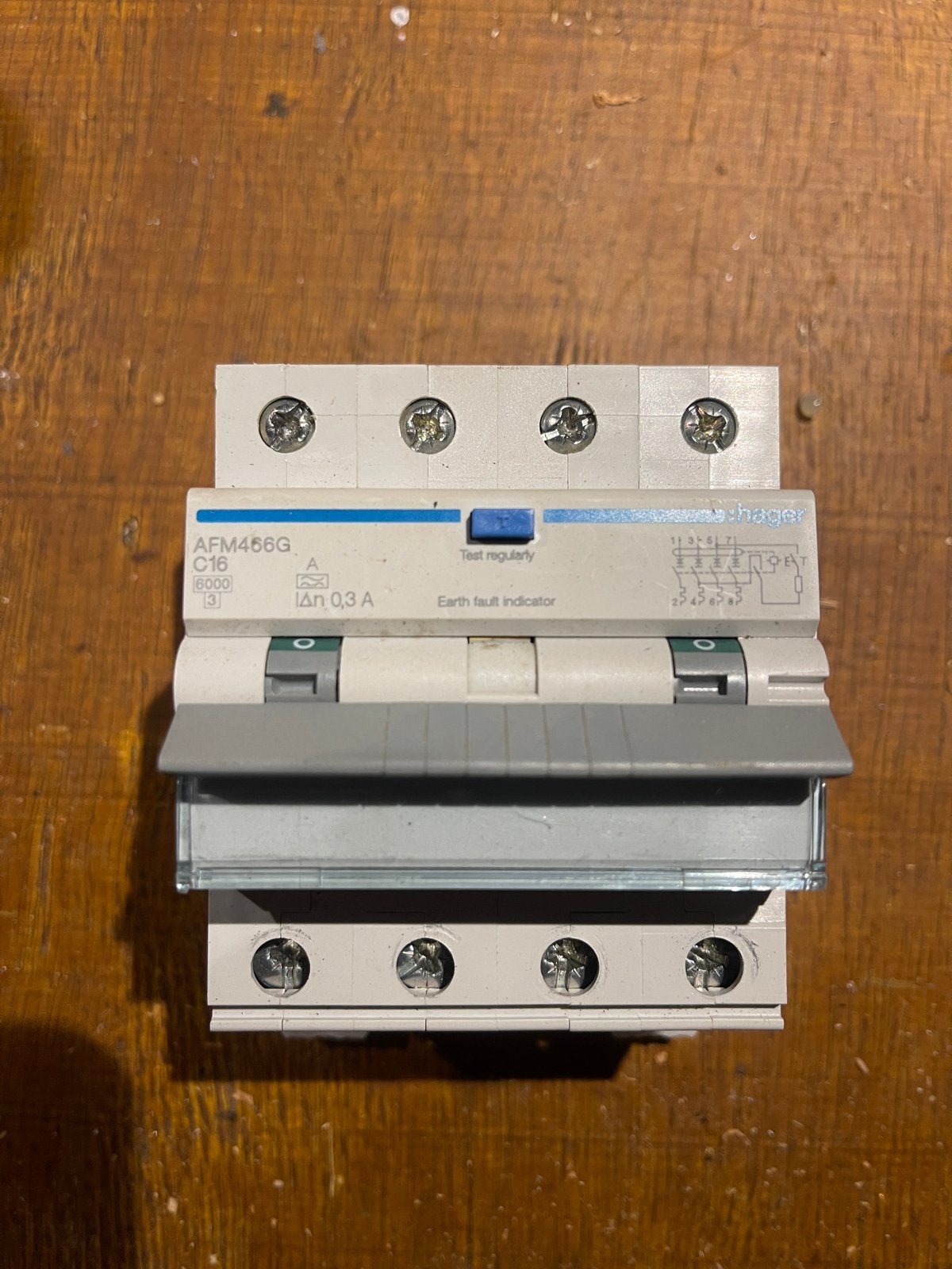 Hager AFM466G Aardlekautomaat C16 0.3A, Ophalen of Verzenden, Gebruikt, Hager, Aardlekautomaat