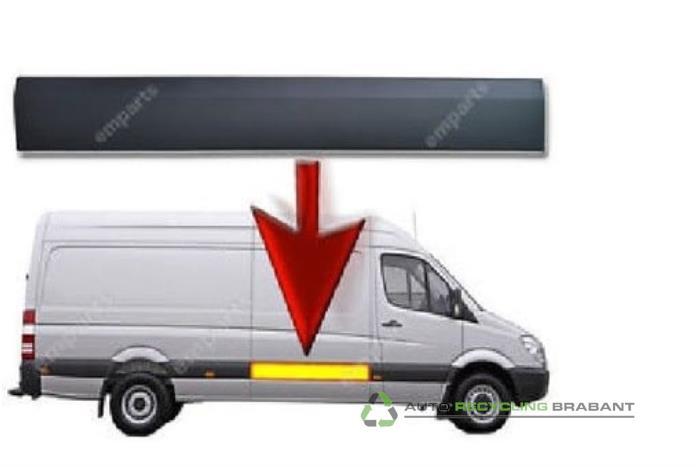 Sierstrip van een Mercedes Sprinter, Gebruikt, -, Ophalen of Verzenden, -