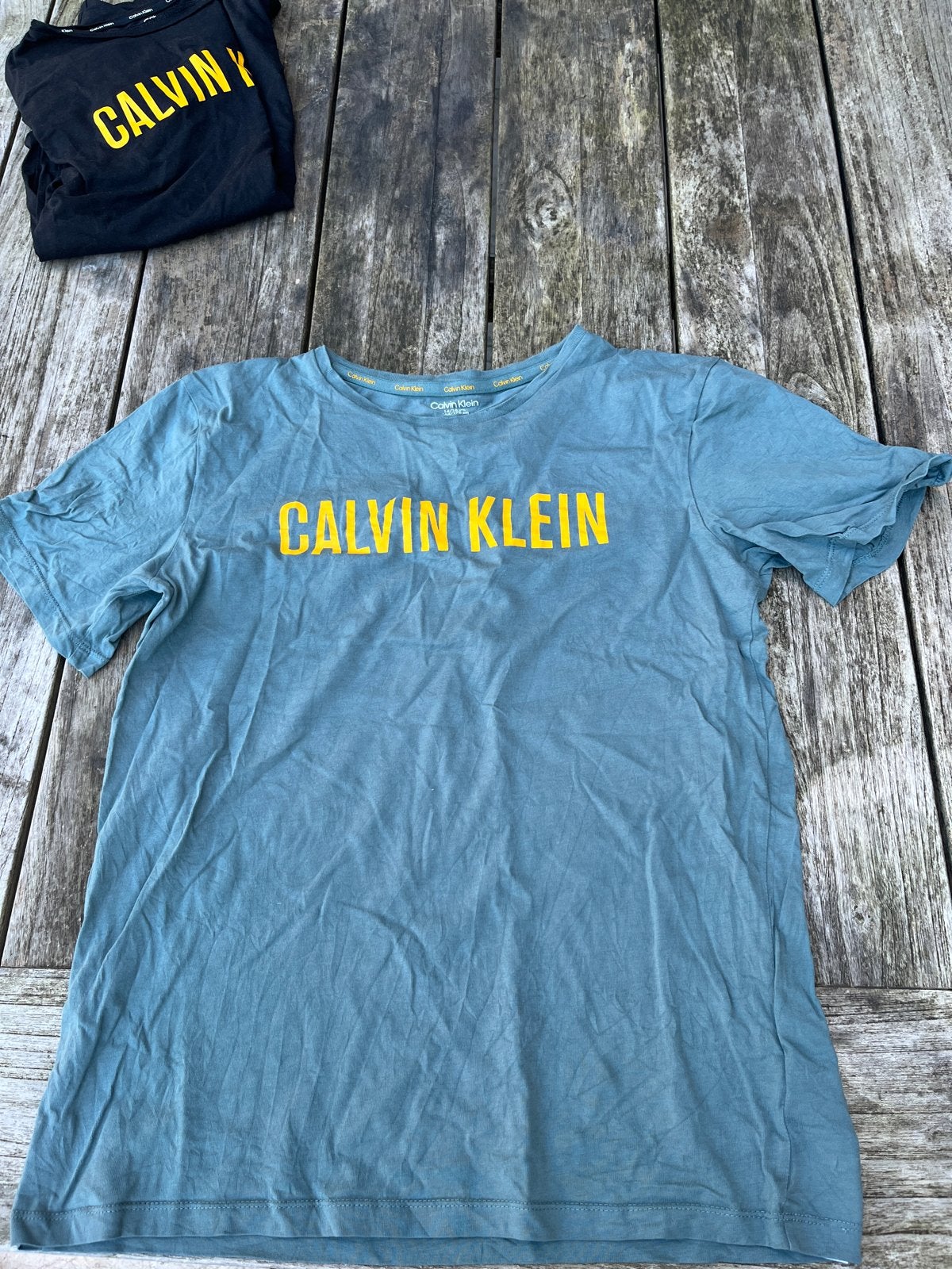 Calvin Klein T-shirt 14/16 jaar (164/176 cm) zo goed als nie, Ophalen of Verzenden, Zo goed als nieuw, Jongen of Meisje, Shirt of Longsleeve