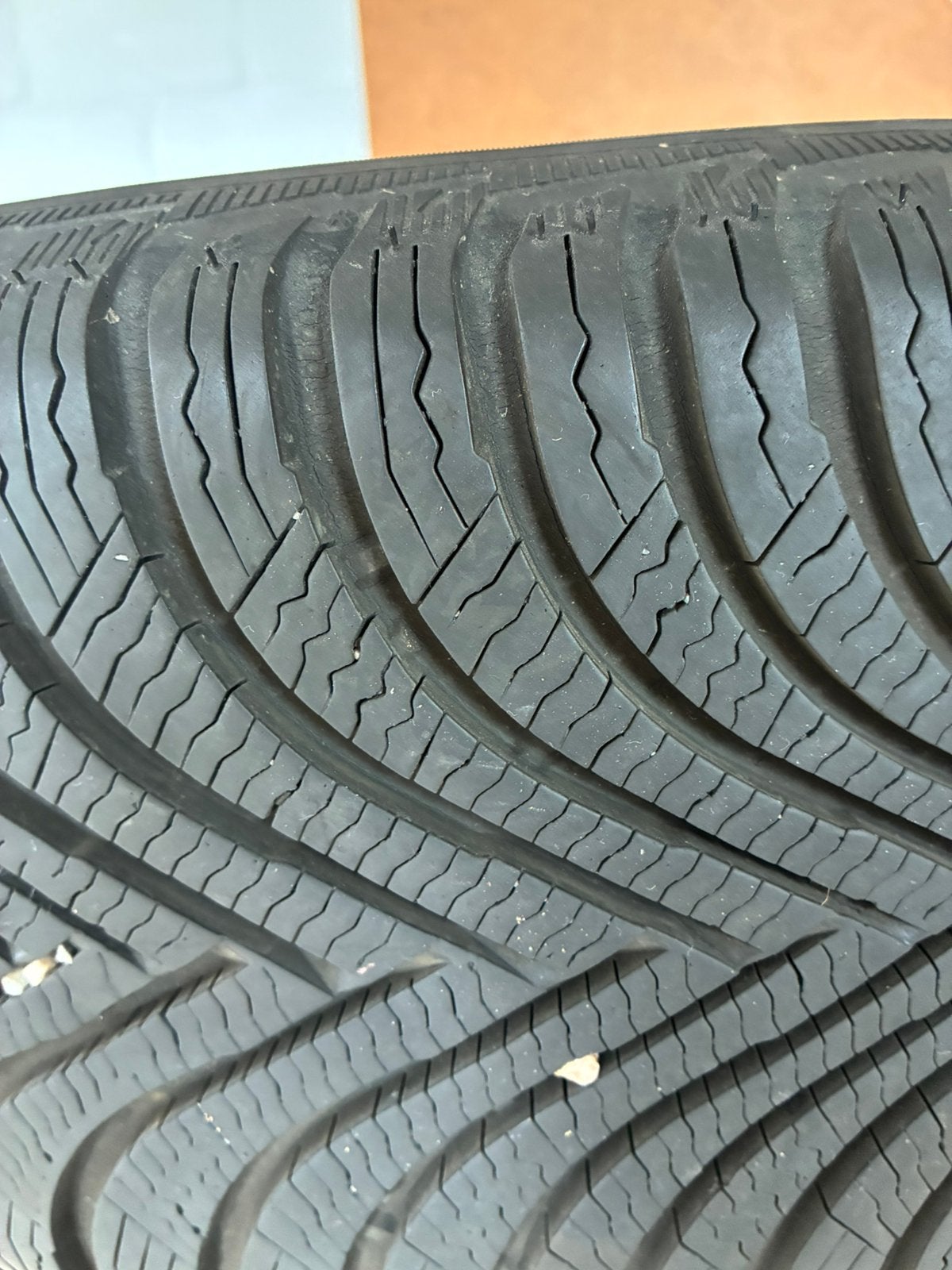 complete set van 4 Michelin winterbanden op AEZ sportvelgen., Ophalen, Zo goed als nieuw