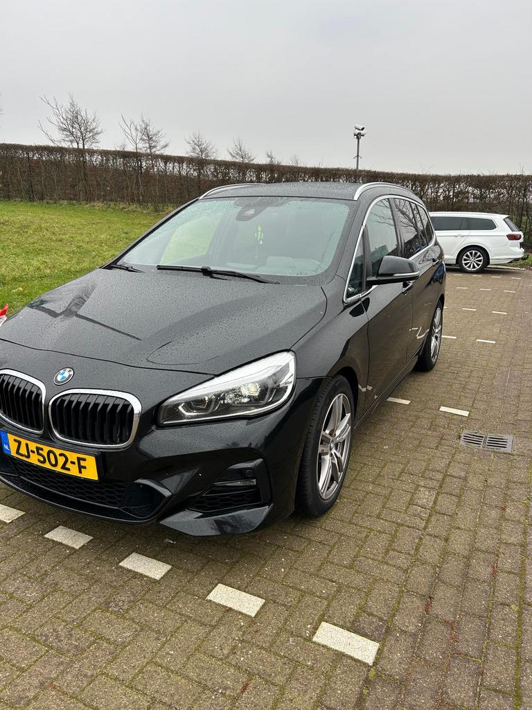BMW 2-Serie Gran Tourer 218i 140pk 7p. Aut 2019 Zwart, 2-Serie Gran Tourer, Zwart, 75 €/maand, Particulier