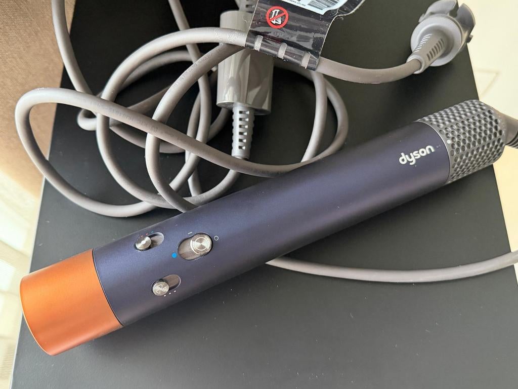 Dyson Airwrap compleet met opzetstukken, Ophalen of Verzenden, Zo goed als nieuw, Föhn of Haardroger