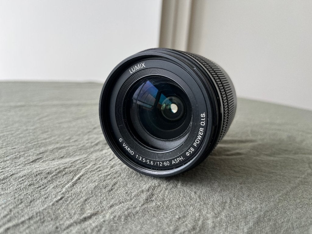PANASONIC LUMIX G VARIO 12-60mm F/3.5-5.6 ASPH. POWER OIS, Gebruikt, Micro Four Thirds, Ophalen of Verzenden, Standaardlens