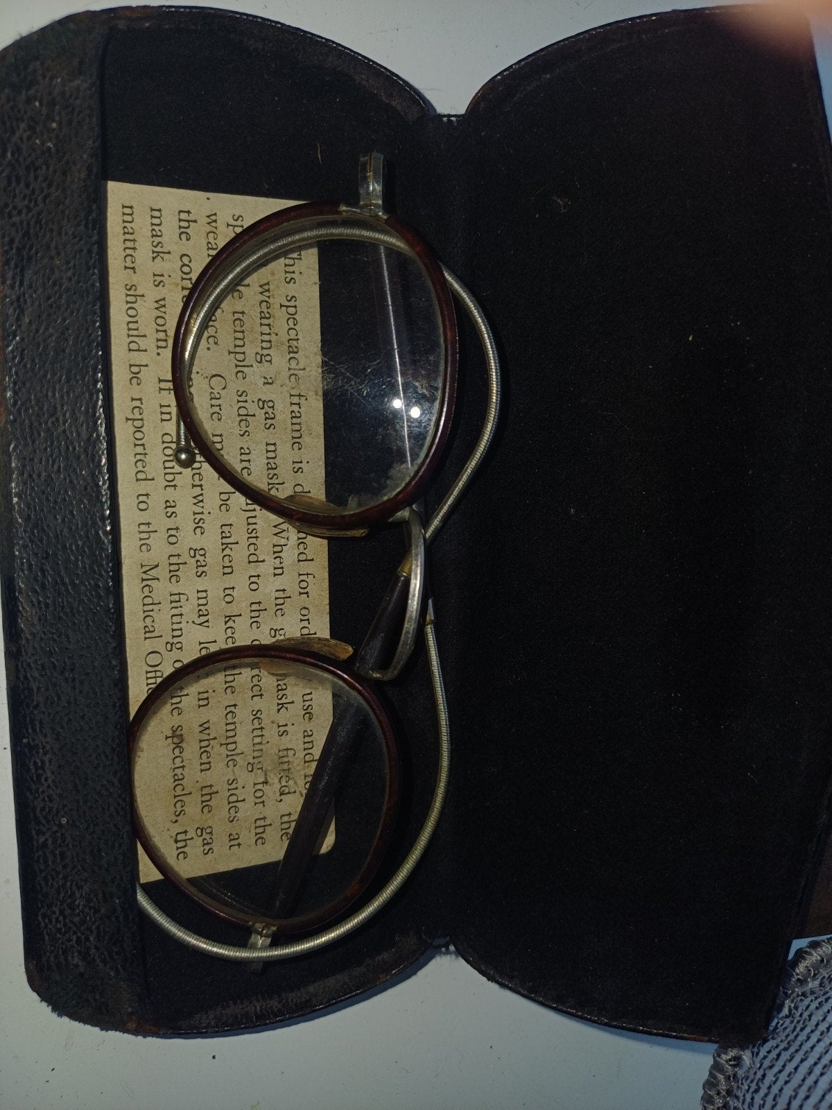 Vintage bril met etui - WOII gasmasker bril, Ophalen
