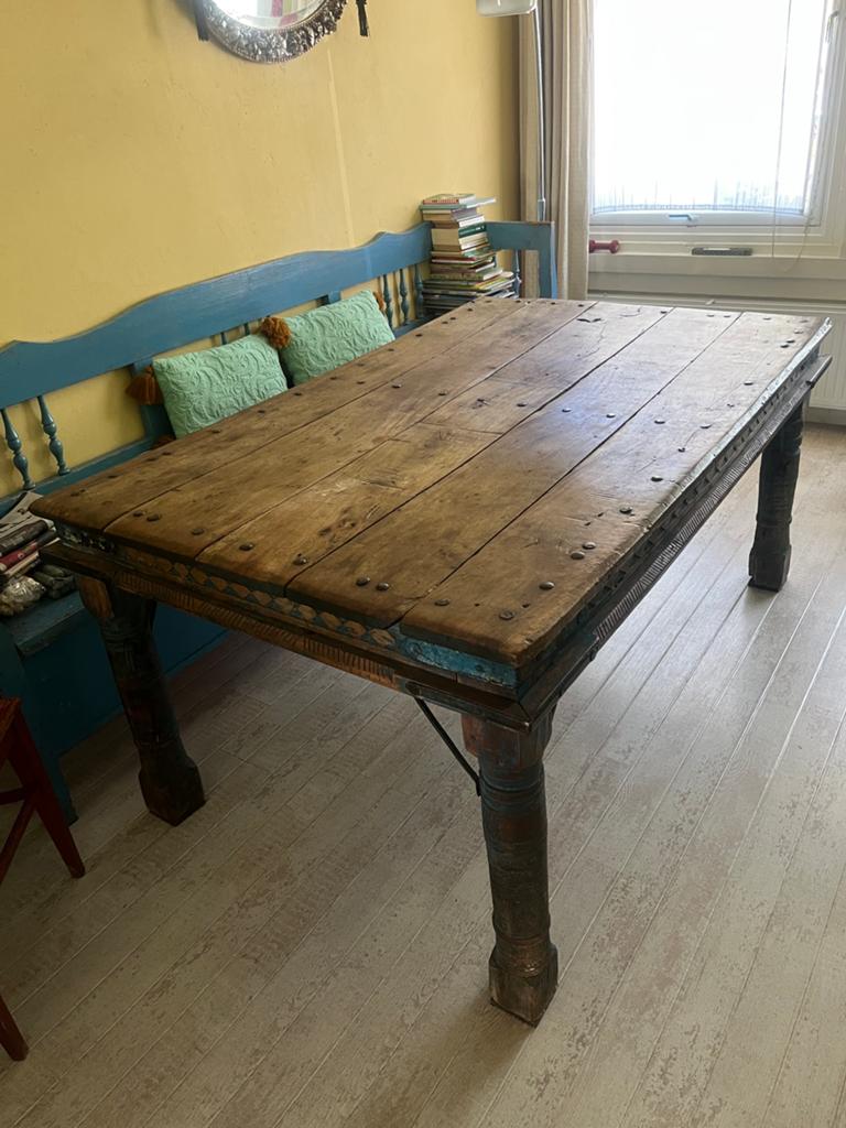 Oude Indiaase eettafel, houtsnijwerk, blauw, Ophalen, 100 tot 150 cm, 200 cm of meer, Zo goed als nieuw
