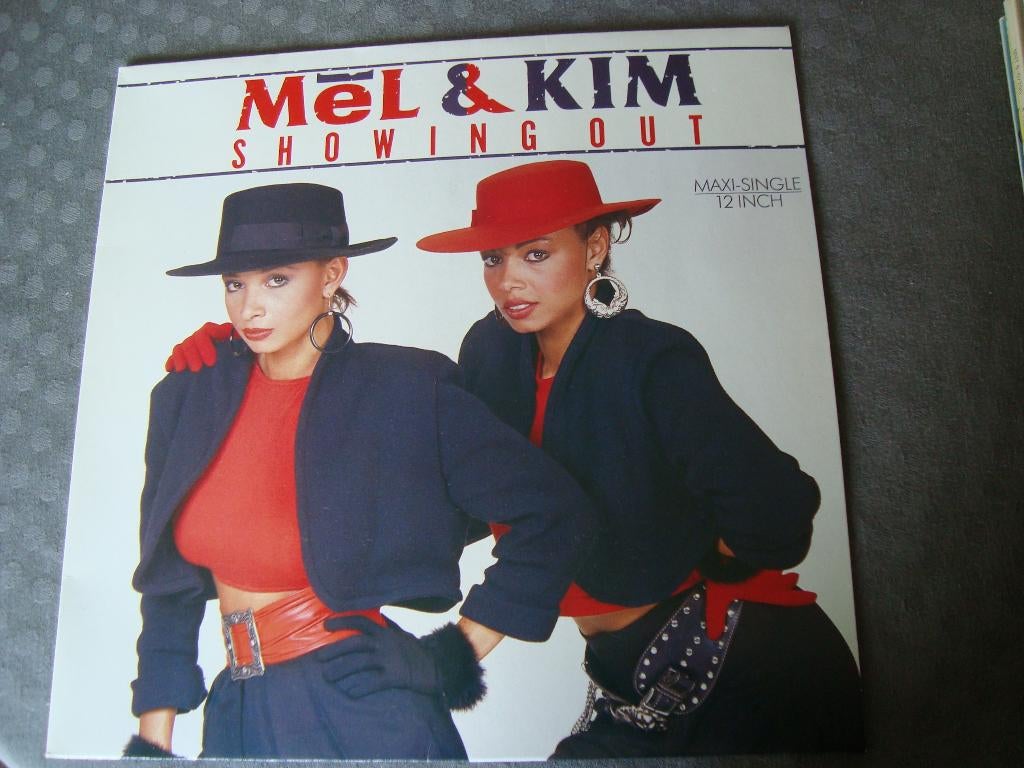 Mel & kim showing out, Ophalen of Verzenden, Zo goed als nieuw, 12 inch