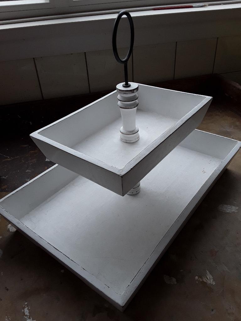 witte houten etagère. grote houten etagère, Ophalen, Zo goed als nieuw