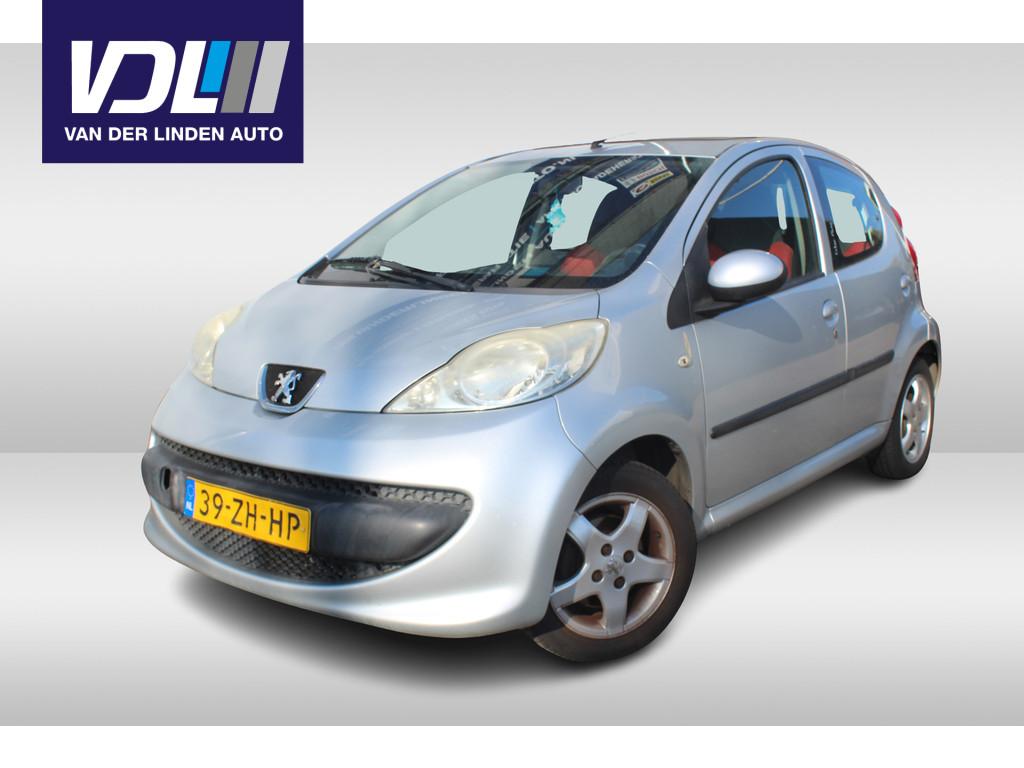 Peugeot 107 1.0-12V XS Urban Move Panorama dak l Airco l Ele, Voorwielaandrijving, Stof, Gebruikt, 4 stoelen