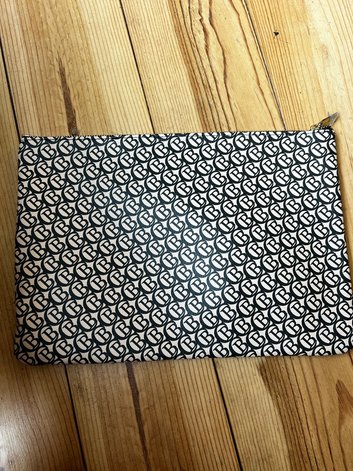 Nieuwe Caroline Biss toilettas met rits, Ophalen of Verzenden, Nieuw, Overige kleuren, Dame