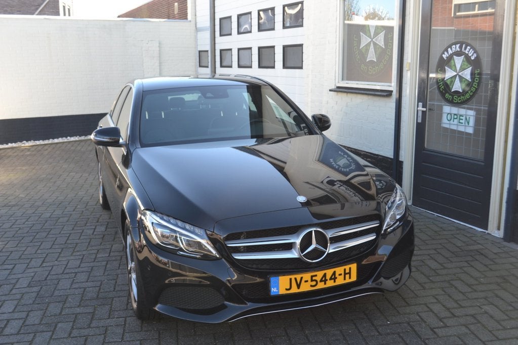 Mercedes-Benz C-klasse 180 Avantgarde Edition, Auto's, Mercedes-Benz, Automaat, Leder en Stof, Zwart, Bedrijf