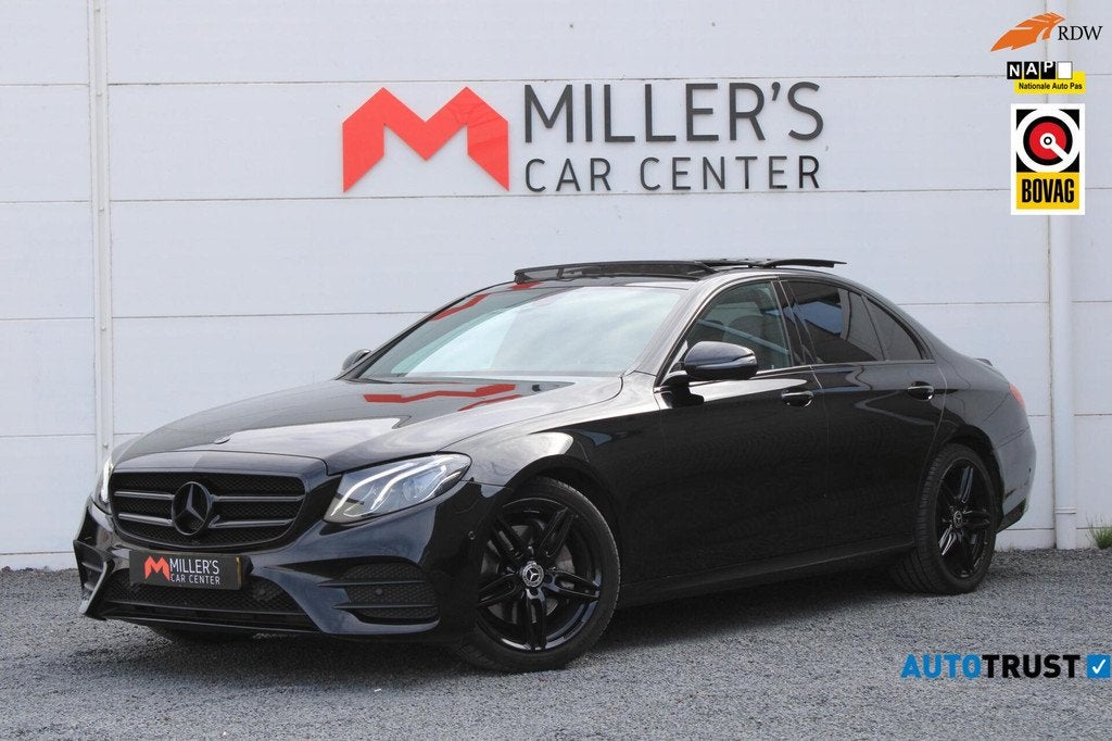 Mercedes E-klasse 200 Business Solution AMG Pano Sfeerverlic, Auto's, Automaat, Achterwielaandrijving, Gebruikt, 4 cilinders