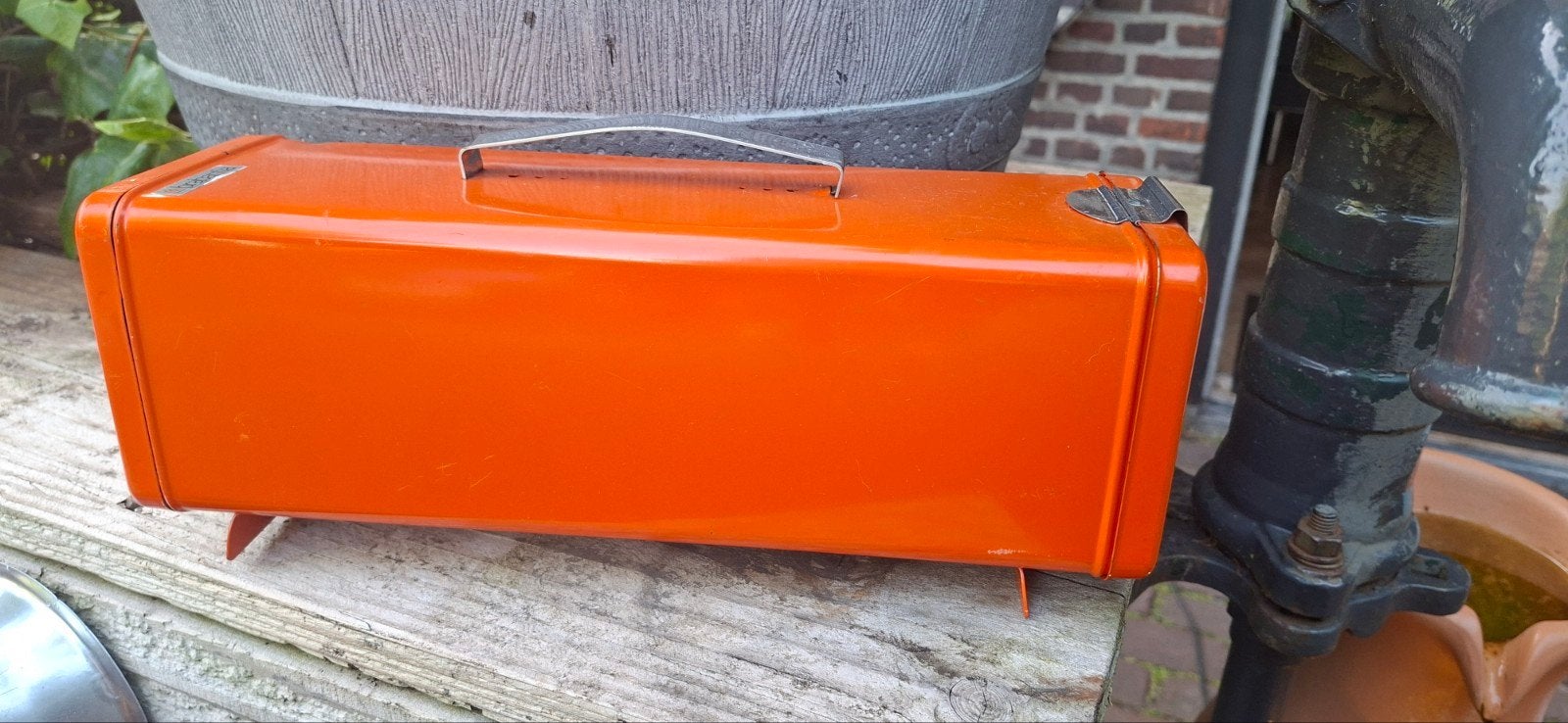 Brabantia Bewaardoos Ontbijtkoek Oranje Vintage, Gebruikt, Ophalen of Verzenden, Metaal, Broodtrommel