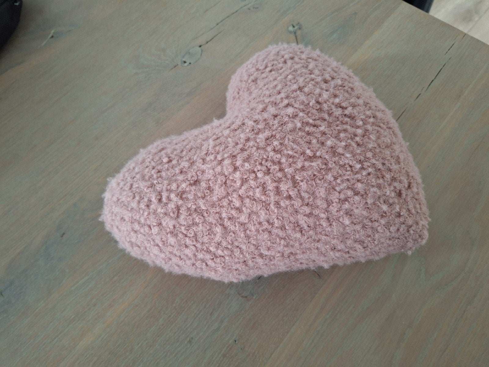 Sierkussentje hartje, Ophalen, Zo goed als nieuw, Roze