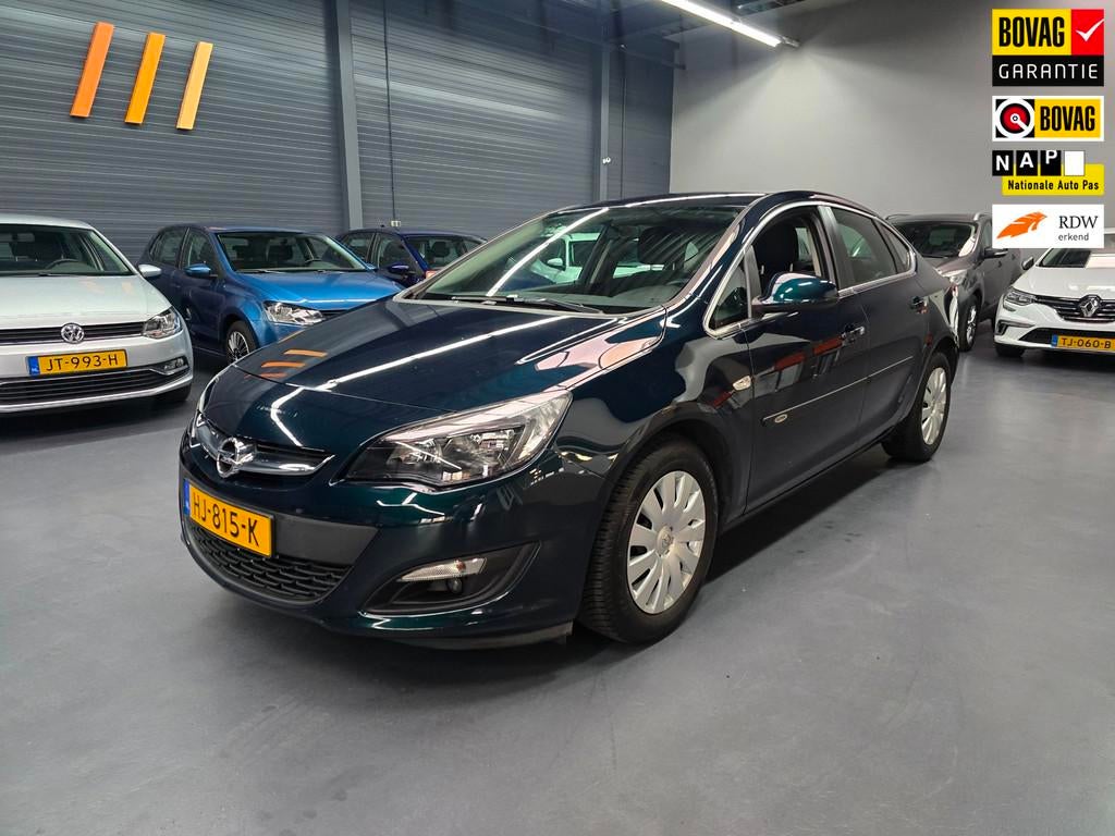 Opel Astra 1.4 Turbo Edition 1E EIGENAAR NAVI BLUETOOTH PARK, Auto's, Euro 6, 4 cilinders, Origineel Nederlands, 1364 cc
