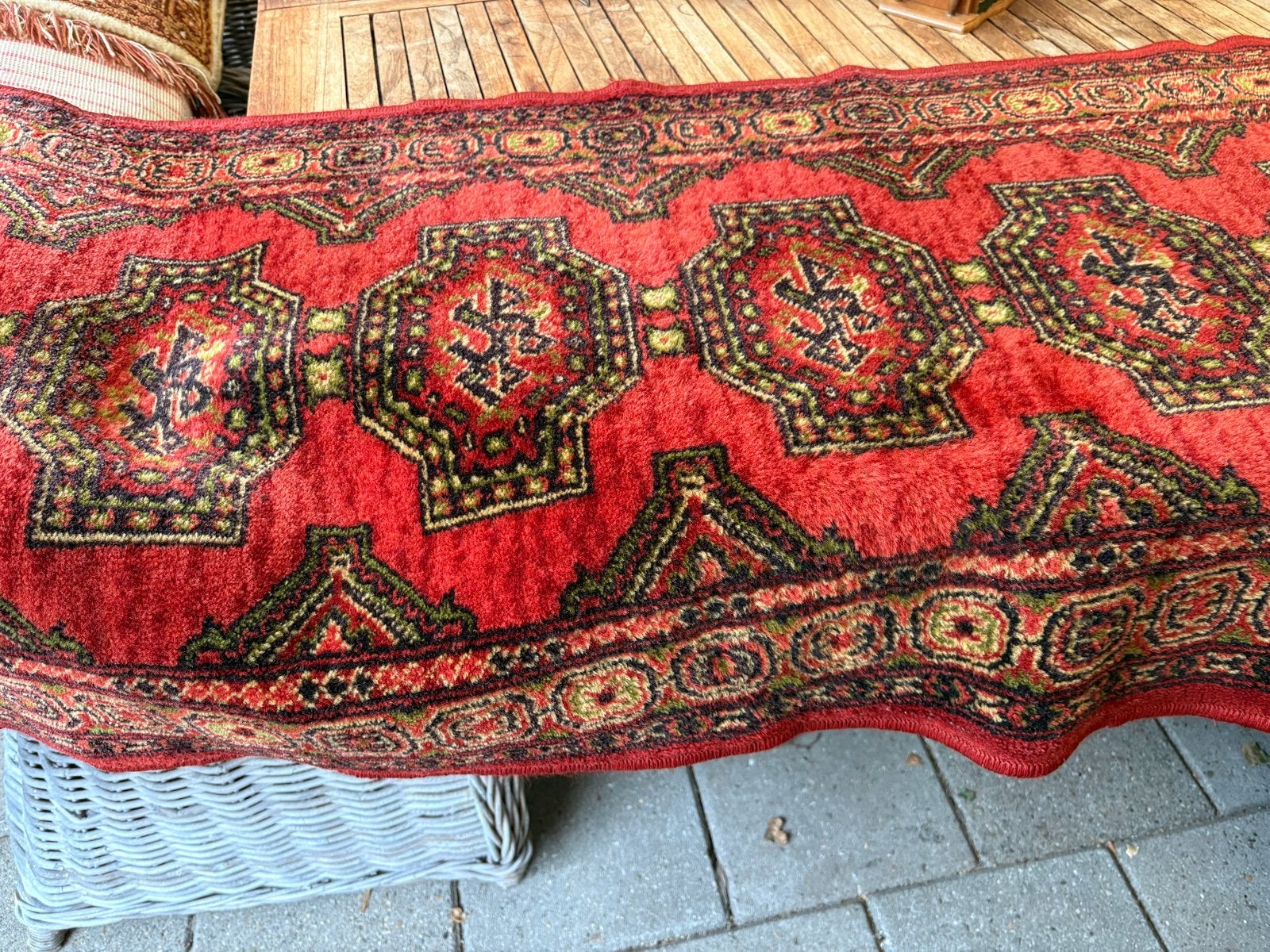 Vintage Smyrna Tafelloper, Gebruikt, 150 tot 200 cm, Rechthoekig, Rood