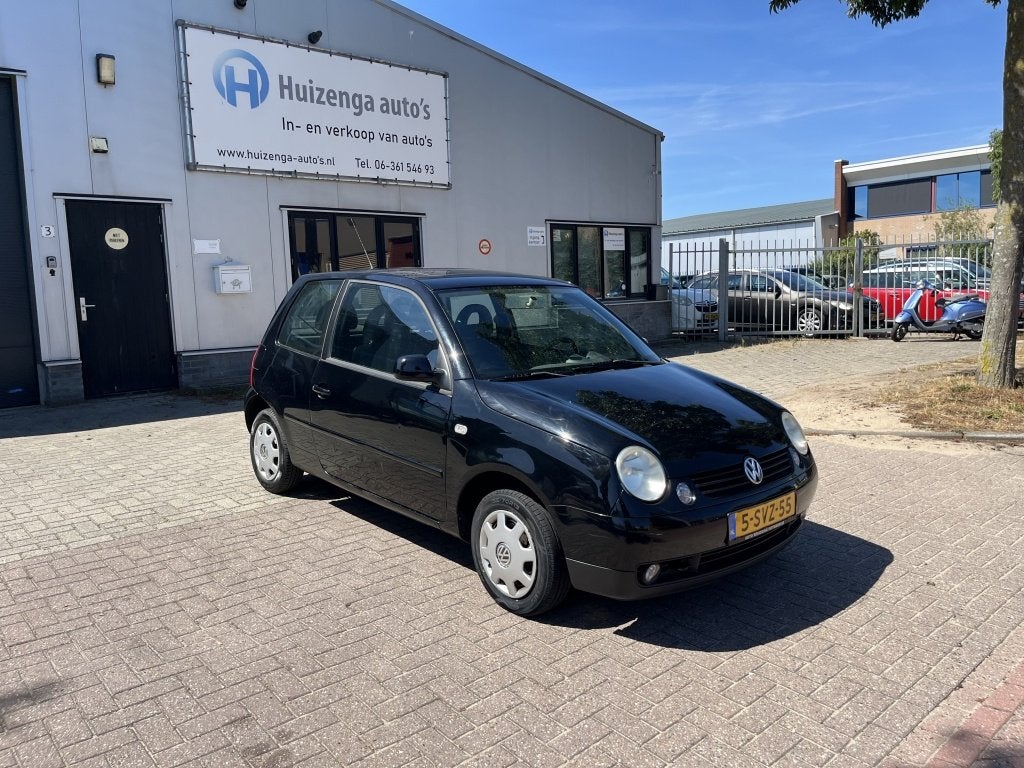 Volkswagen Lupo 1.0| NIEUWE APK! (bj 2003), Auto's, Volkswagen, Gebruikt, 4 cilinders, 4 stoelen, Zwart