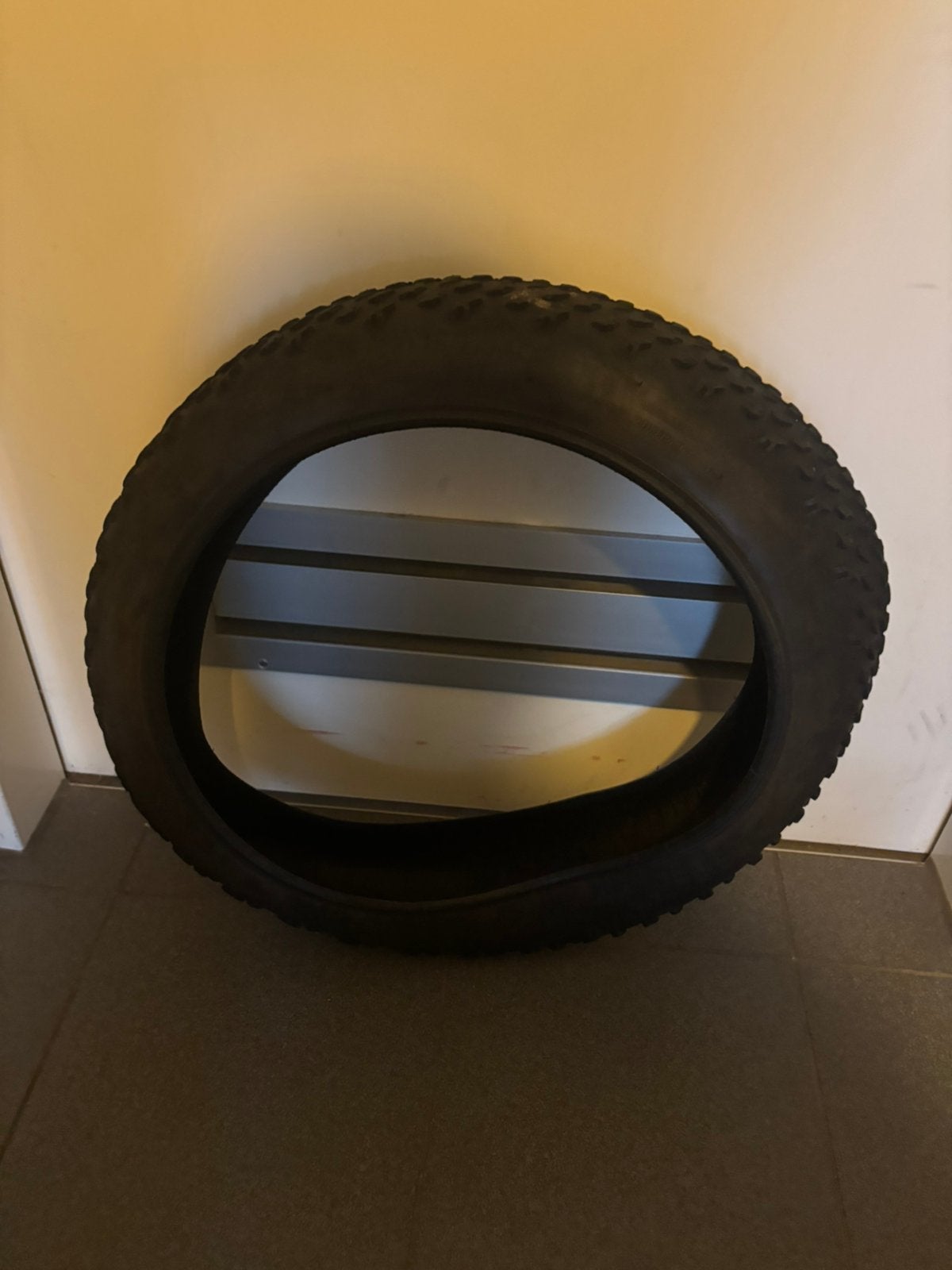 Fatbike buitenwiel 20 x 4 – bijna nieuw, Ophalen of Verzenden, Zo goed als nieuw