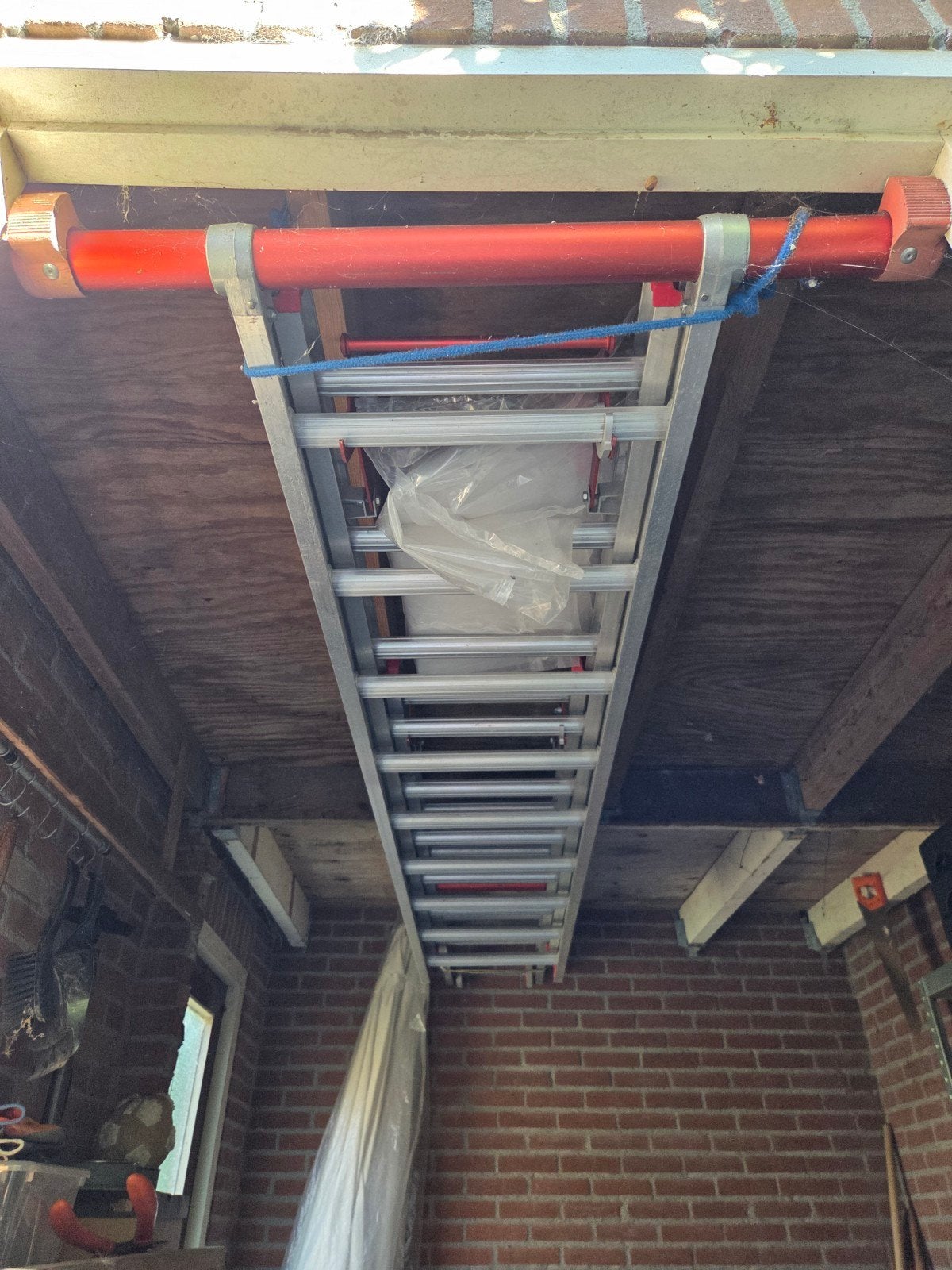 Altrex Uitschuifbare aluminium ladder., Ophalen, Gebruikt, 4 meter of meer