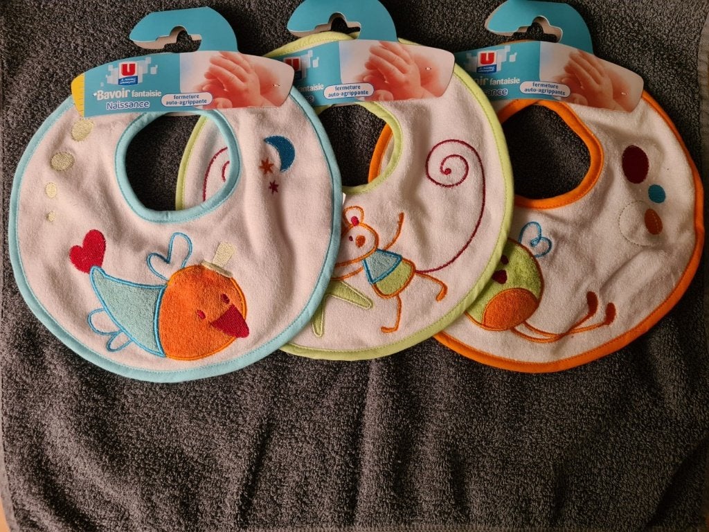 setje van 3 nieuwe slabbetjes,met klittenbandsluiting., Info@sellixx.de, Verzenden, Hasselstr 1 , 63762 Großostheim, Duitsland