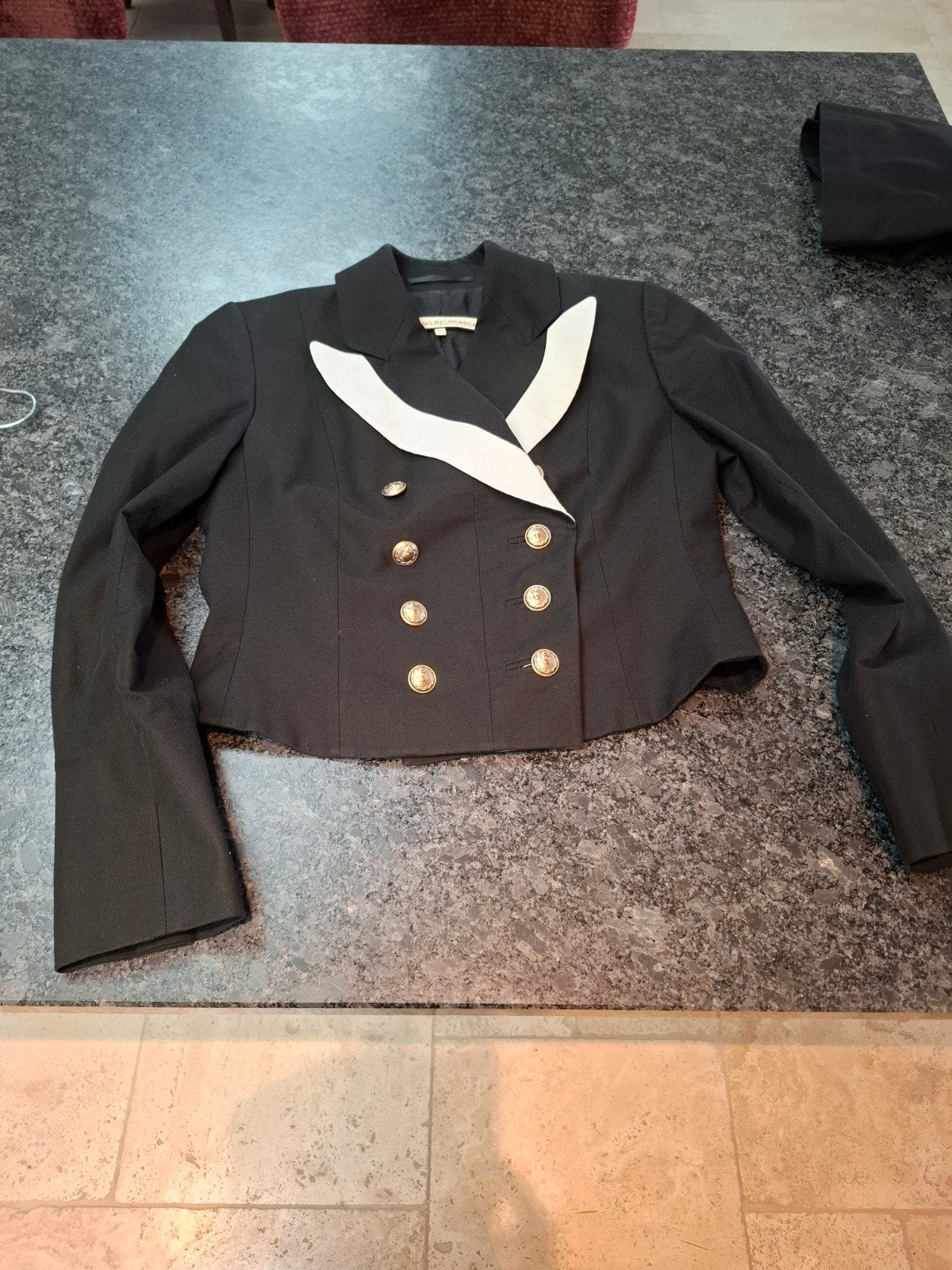 2 delig pakje Erny van Reijmersdal zwart mt 40, Kleding | Dames, Jasjes, Kostuums en Pakken, Verzenden, Zo goed als nieuw, Maat 38/40 (M)
