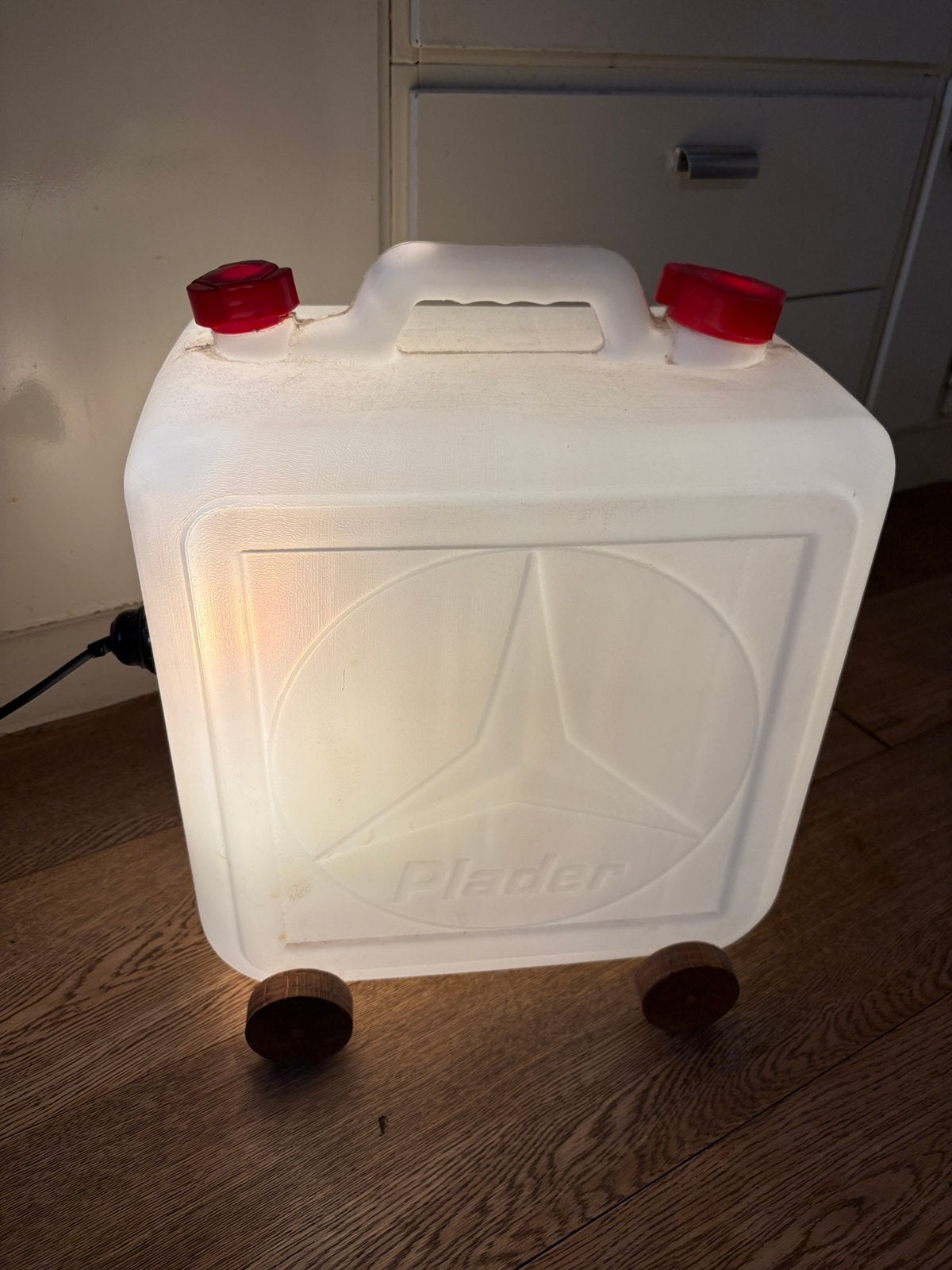 Jerrycan lamp - one off retro vintage design, Ophalen