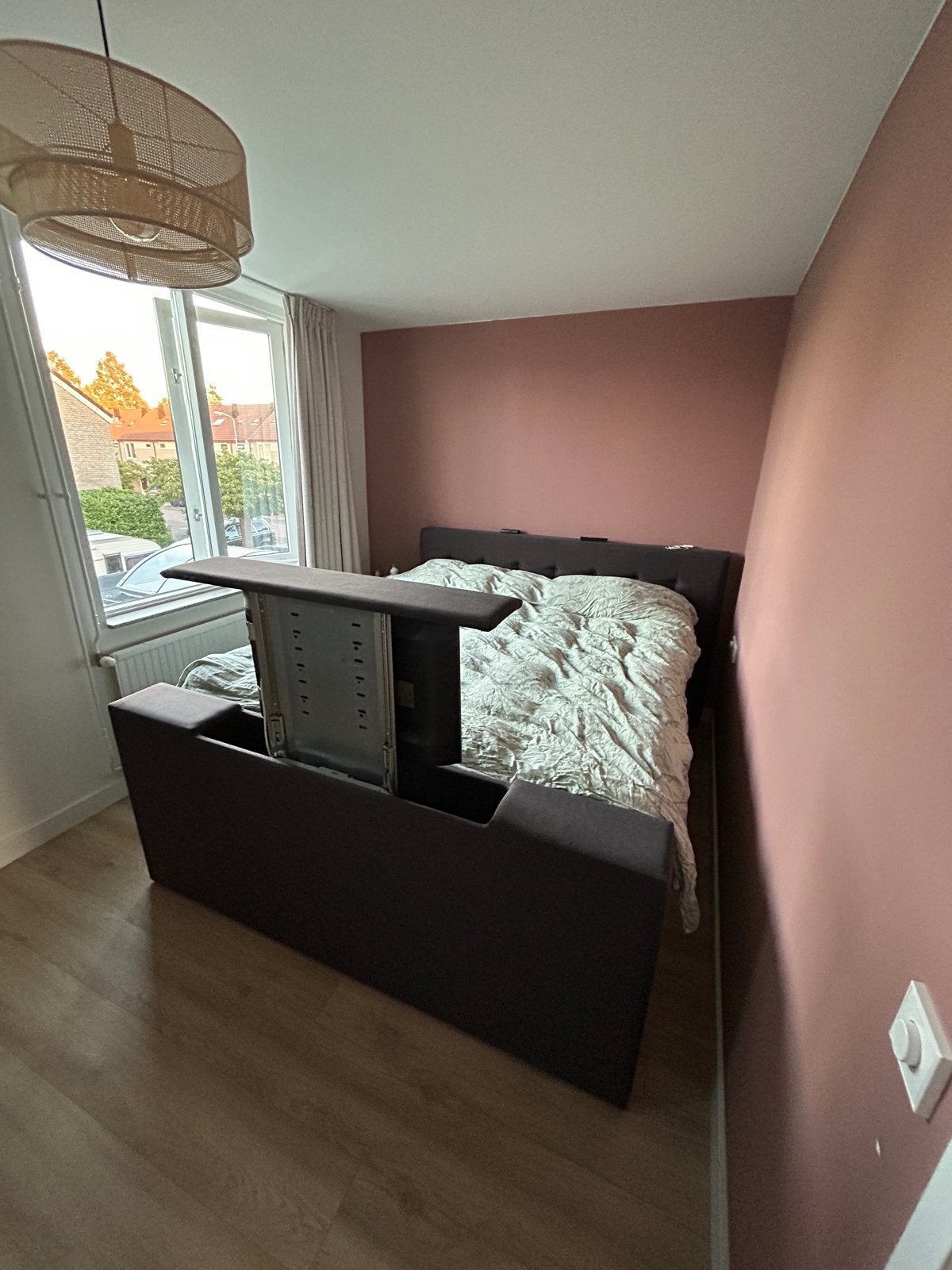Elektrische boxspring 180x210 cm met TV-lift, Ophalen, Gebruikt, 210 cm, Tweepersoons