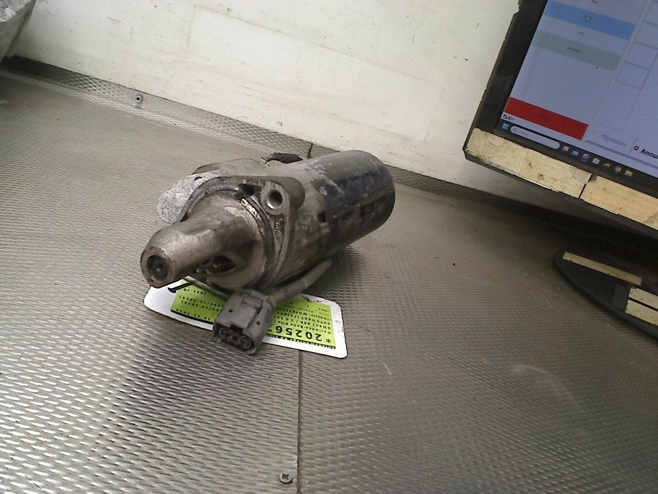 Startmotor Mercedes-Benz Vito (639.6) 2011 0001115049, Gebruikt, Mercedes-Benz AG, Mercedes-Benz, Mercedesstraße 120, Stuttgart 70372, , Duitsland