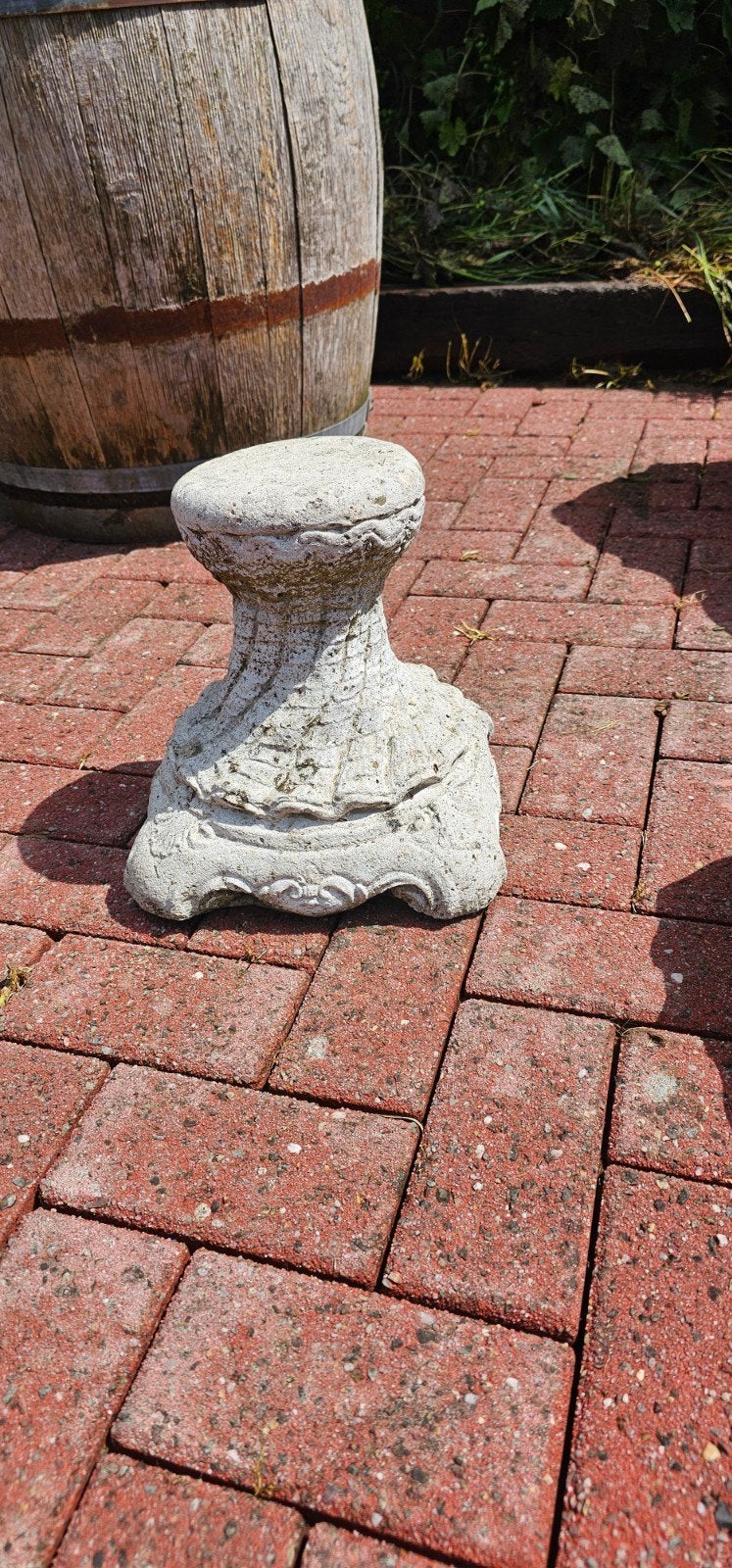 Decoratieve betonnen sokkel/voetstuk, Ophalen